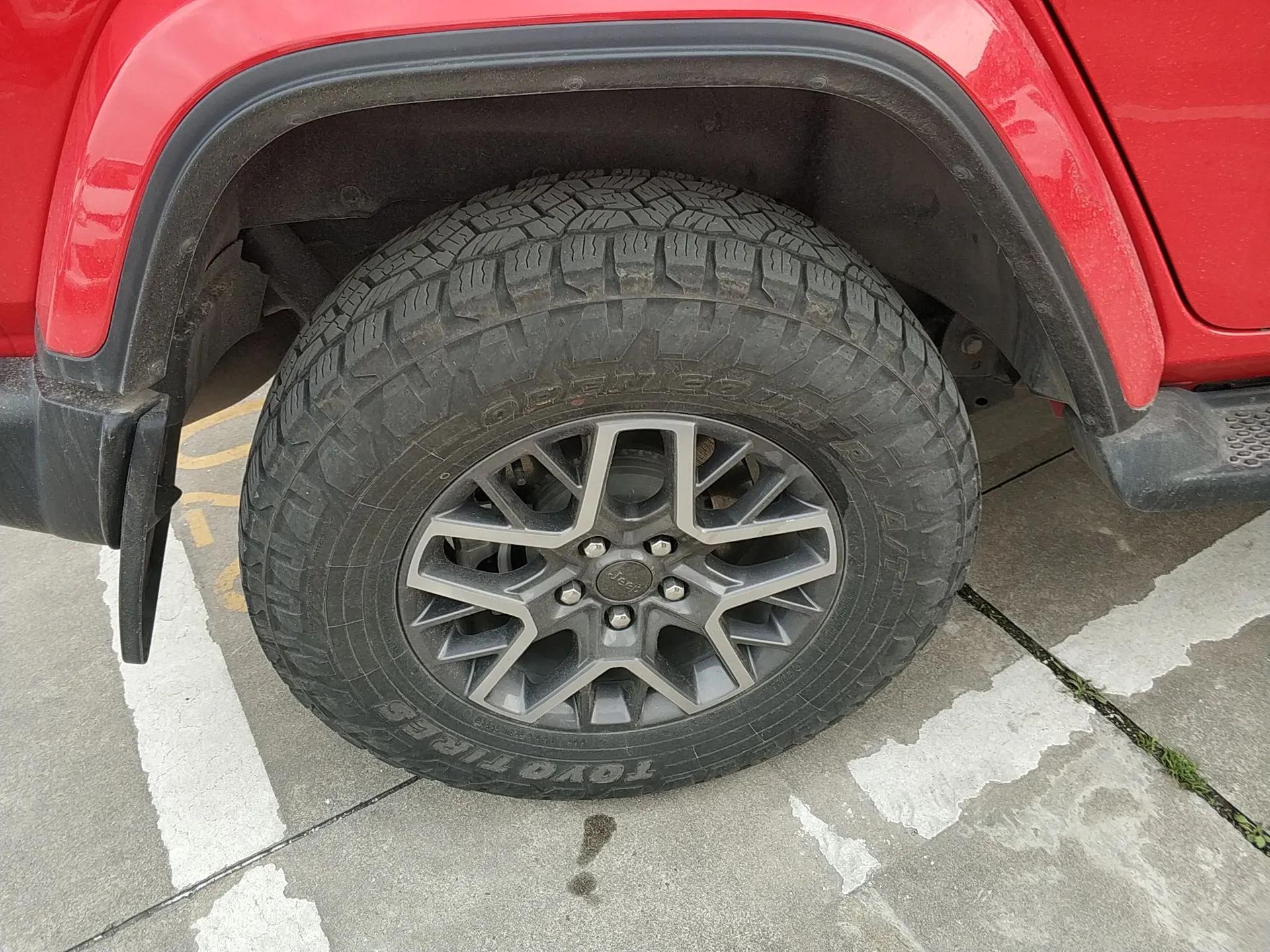 Jeep Wrangler New Energy 2021 Four-Door 2.0T 4xe Sahara — миниатюра 10