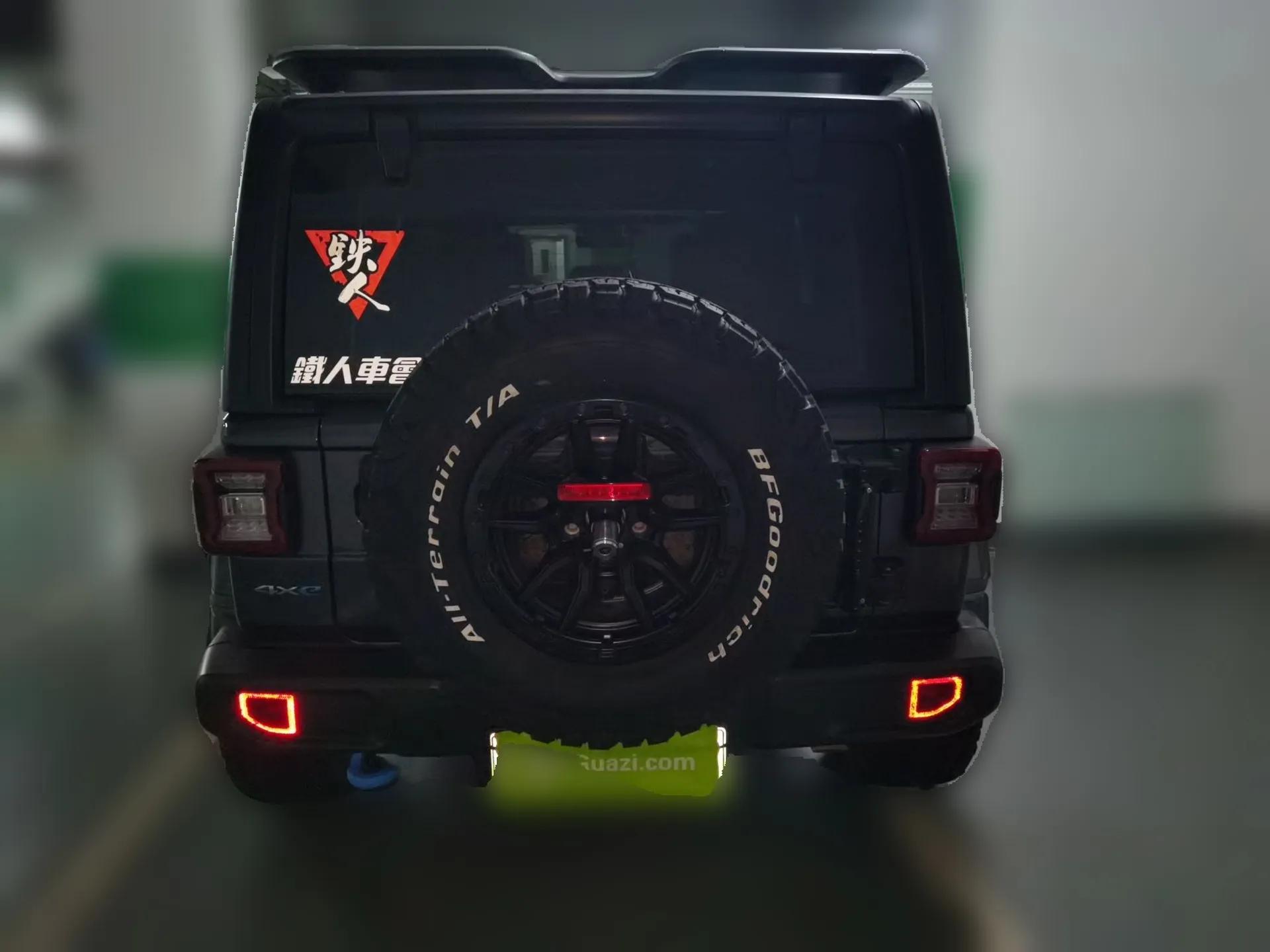 Jeep Wrangler New Energy 2021 Four-Door 2.0T 4xe Sahara — миниатюра 5