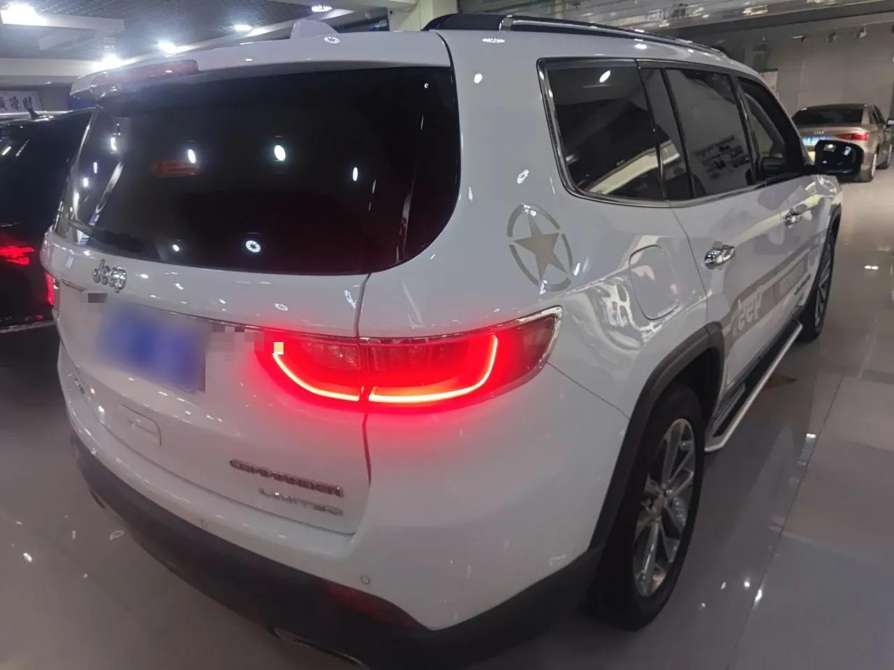 Jeep Commander 2018 2.0T Four-Wheel Drive Prestige Edition China V — миниатюра 6