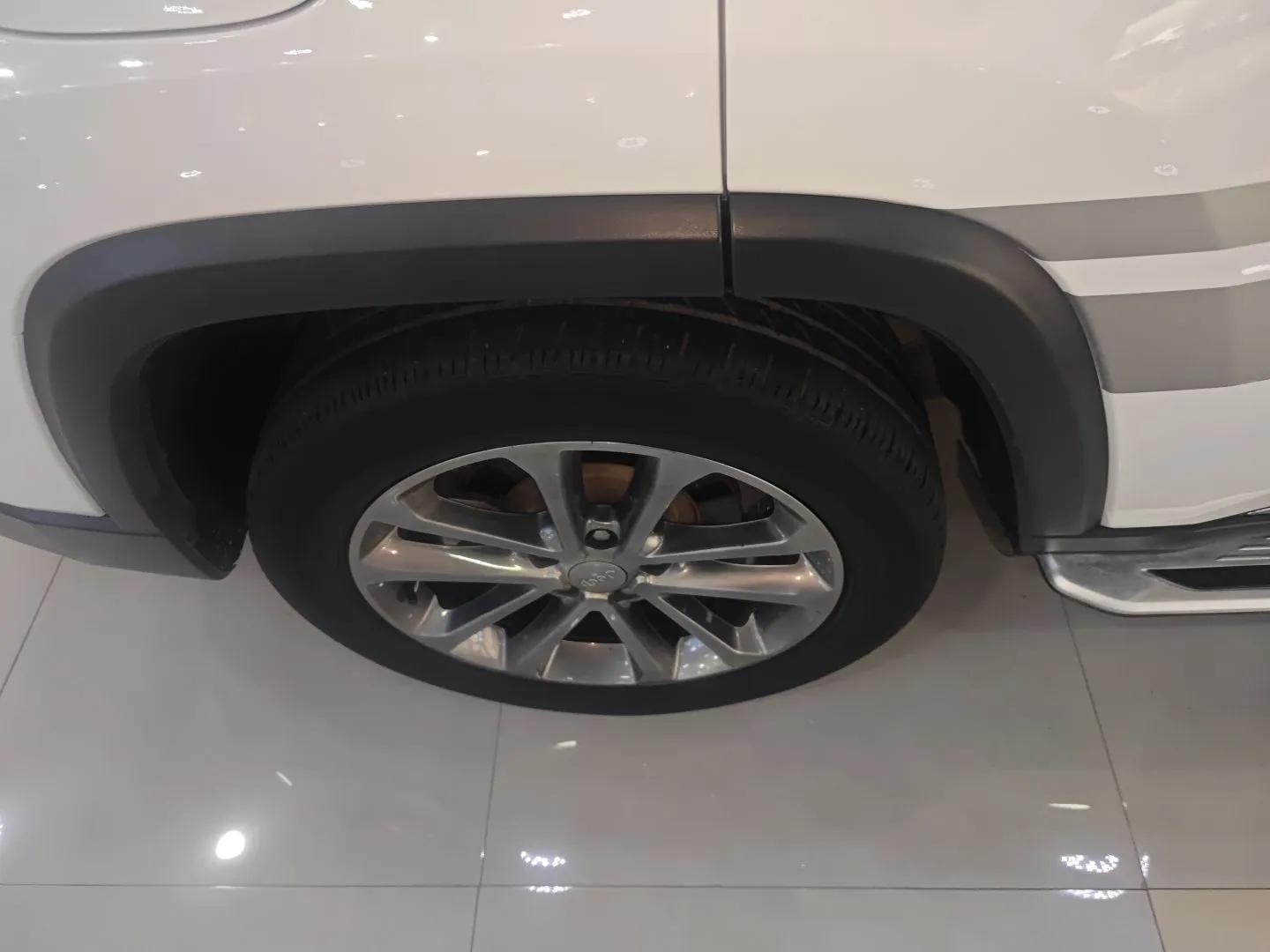 Jeep Commander 2018 2.0T Four-Wheel Drive Prestige Edition China V — миниатюра 10