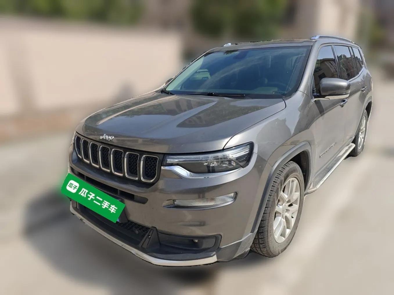 Jeep Commander 2018 2.0T Two-Wheel Drive Enjoy Edition China V — миниатюра 1