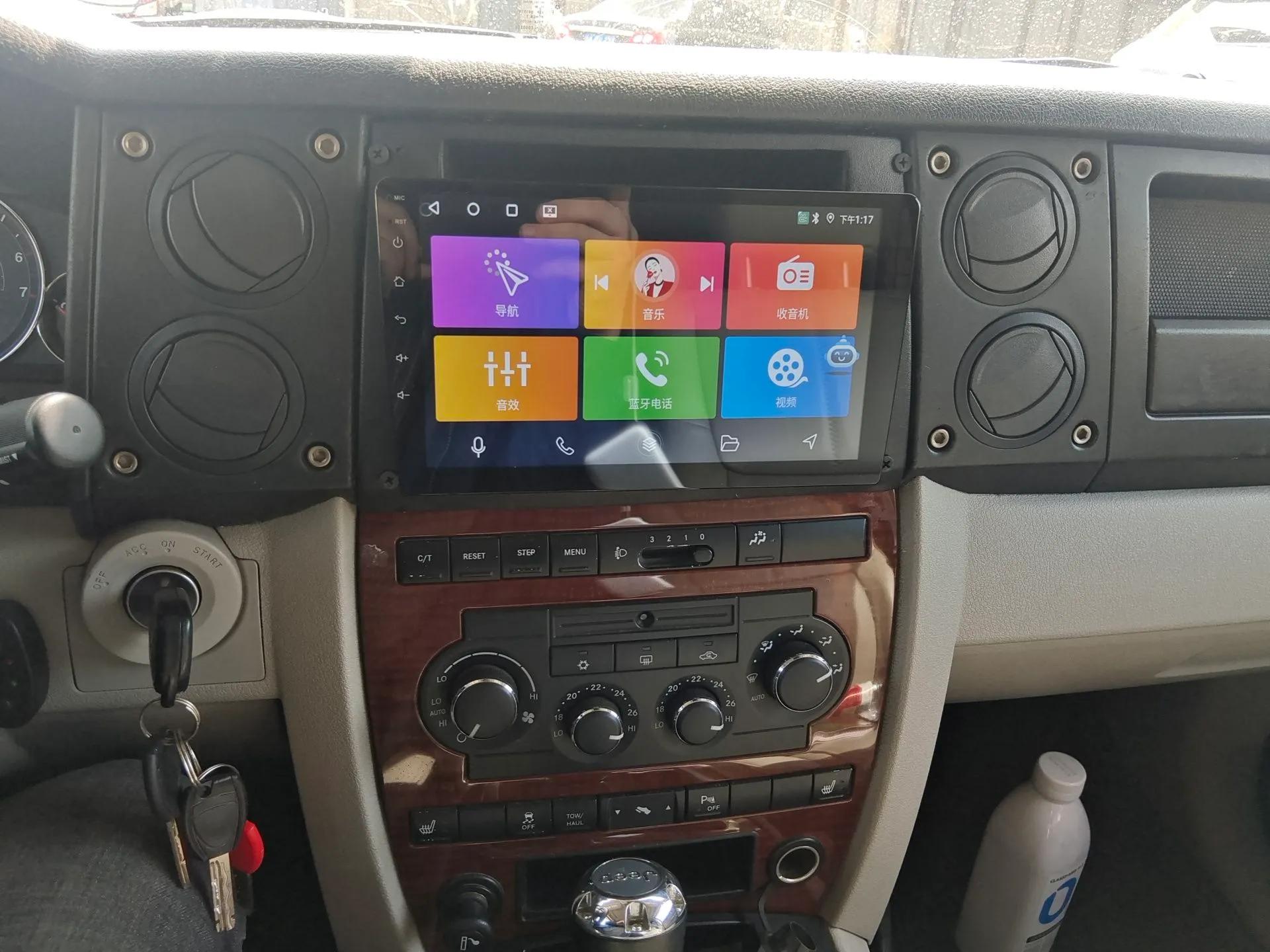 Jeep Commander Classic 2007 5.7 — миниатюра 14