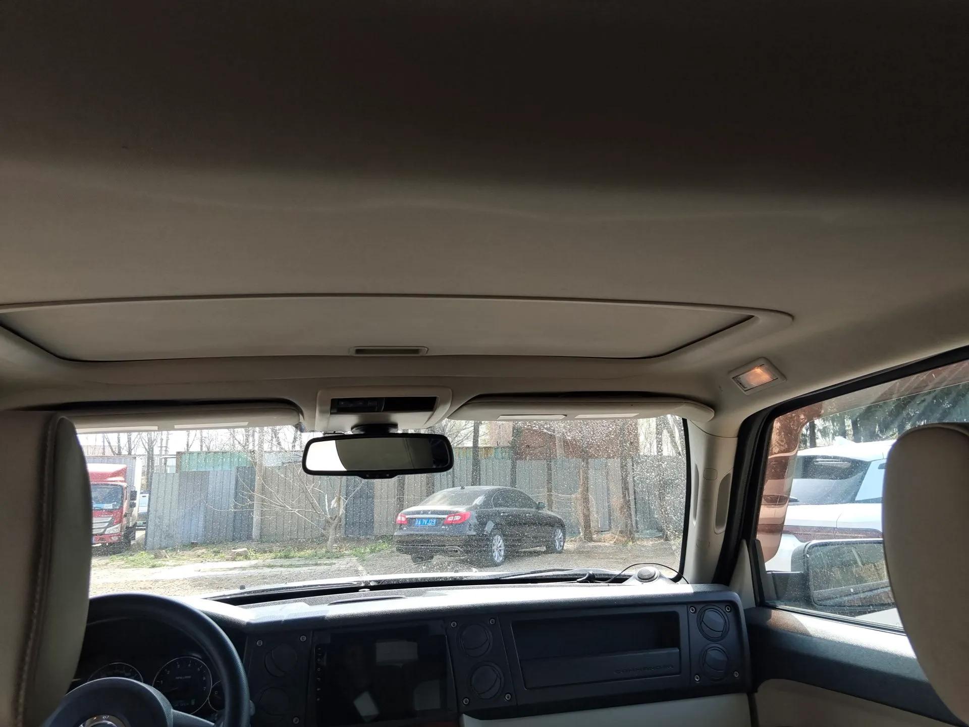 Jeep Commander Classic 2007 5.7 — миниатюра 19