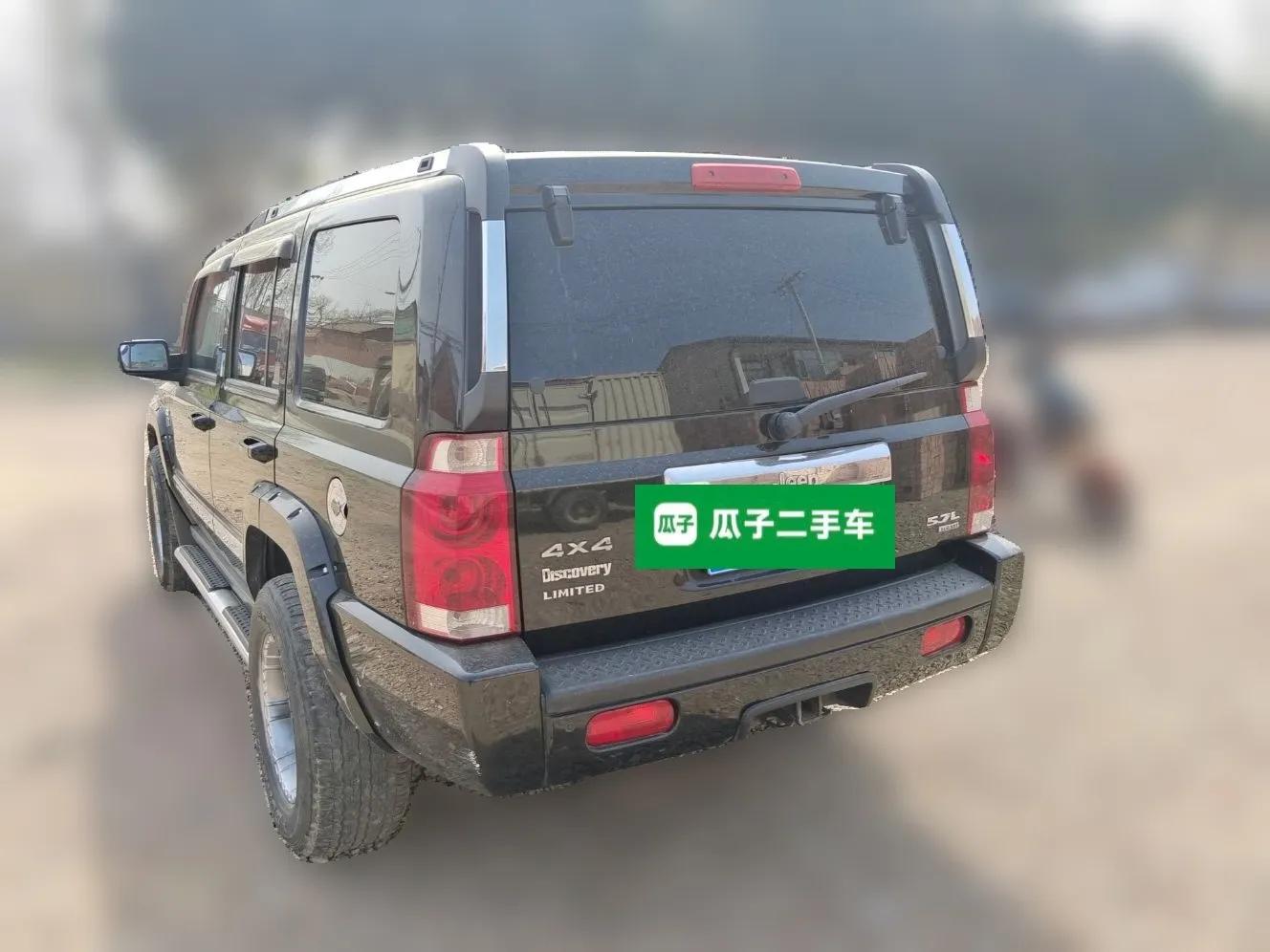 Jeep Commander Classic 2007 5.7 — миниатюра 4