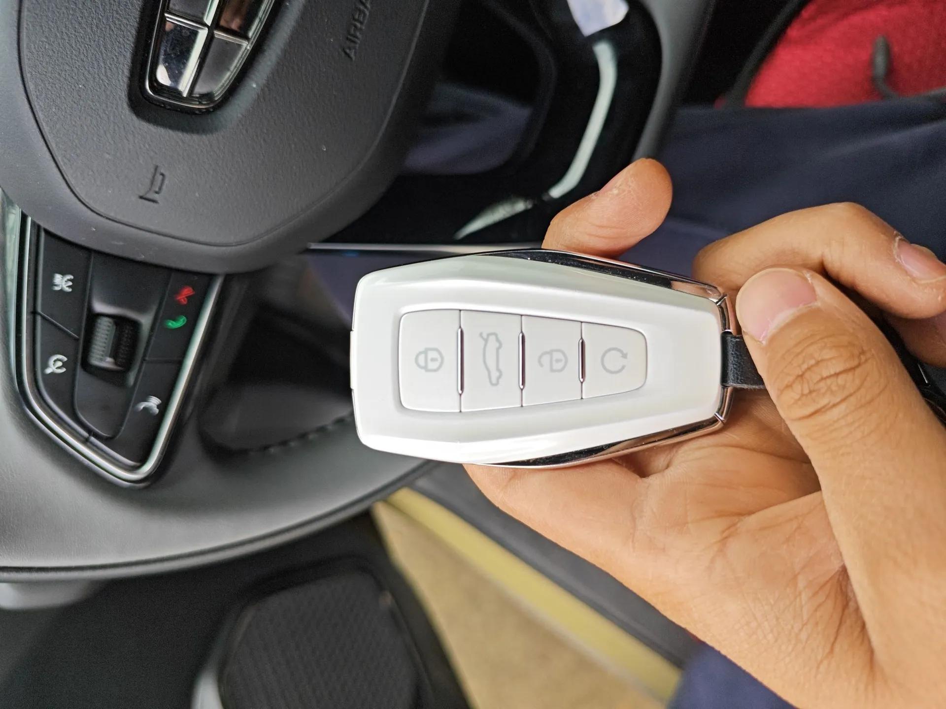 Geely Auto Cowboy 2025 1.5TD Trendy Play Edition — миниатюра 9