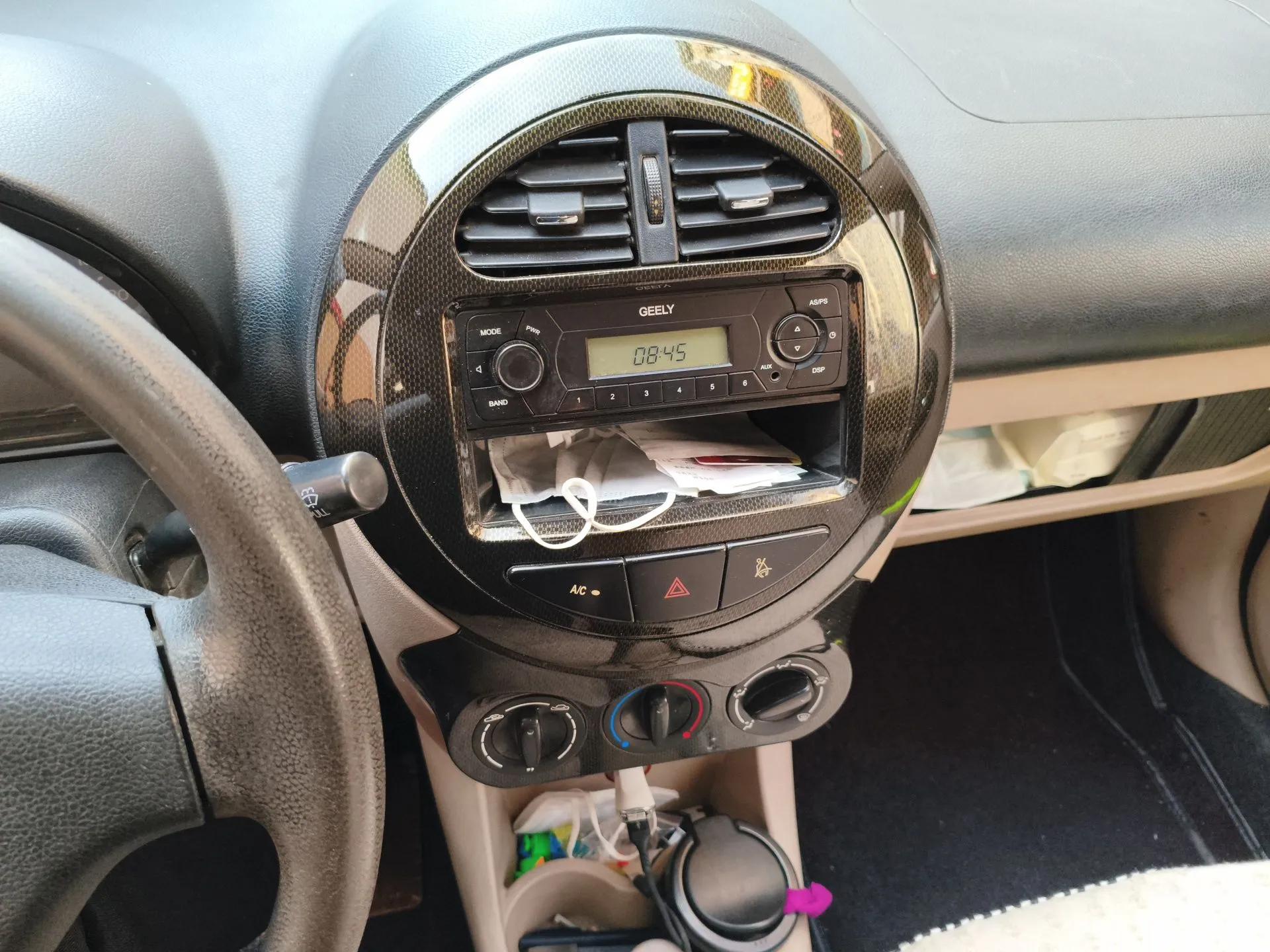 Geely Auto Panda Classic 2011 1.0L Manual Standard Edition — миниатюра 14