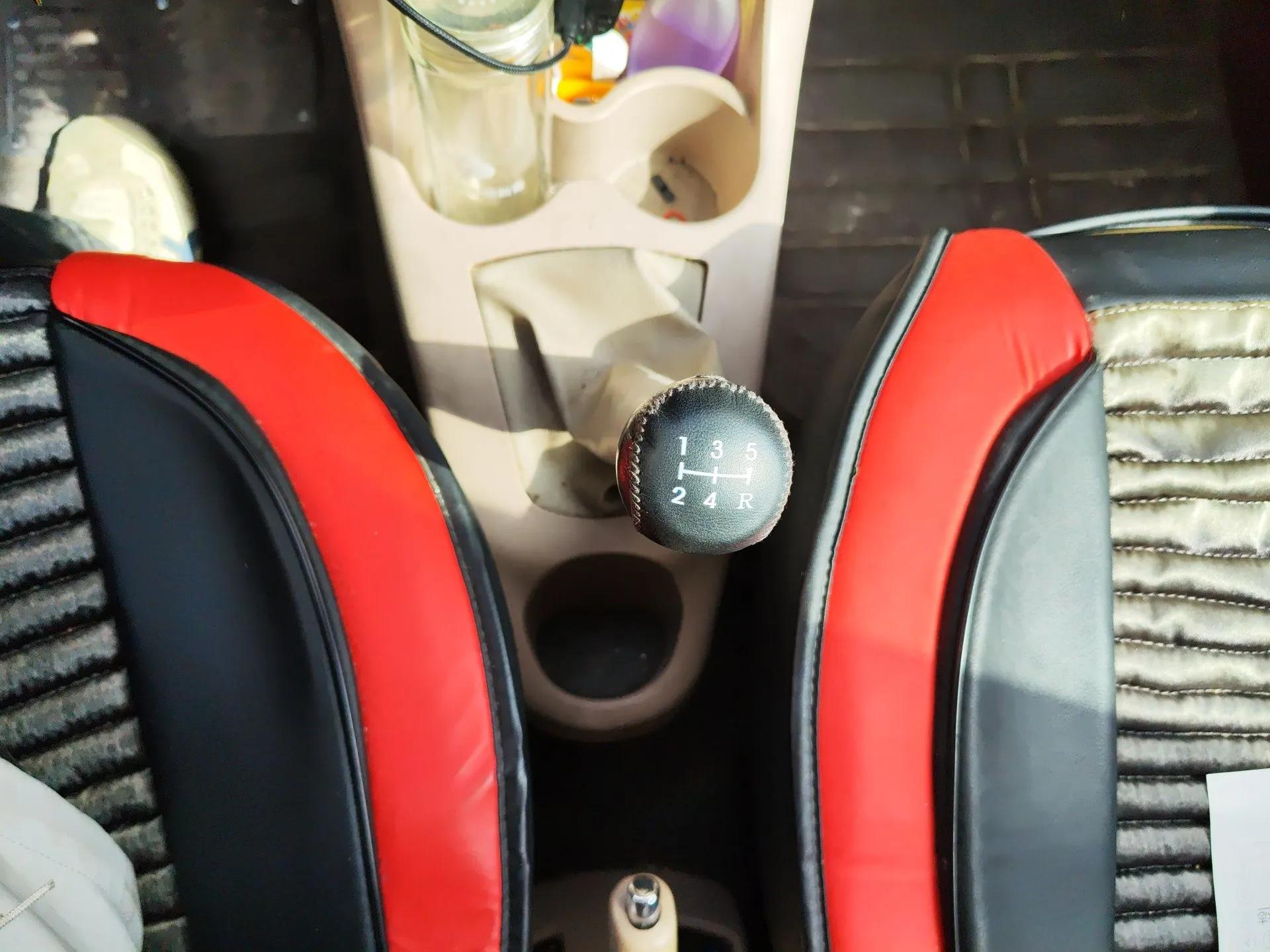 Geely Auto Panda Classic 2013 1.0L Manual Entry-Level Model — миниатюра 15
