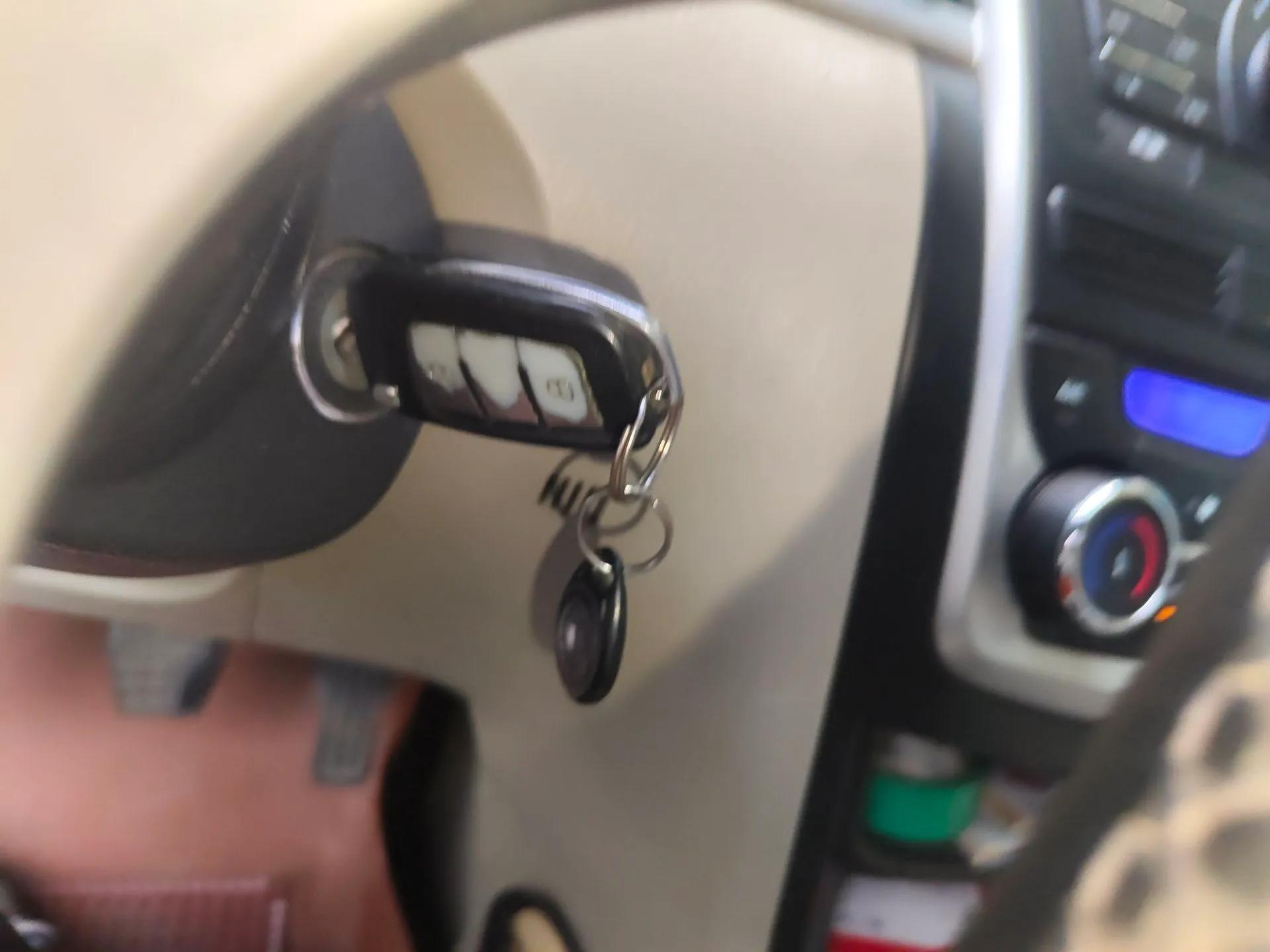 Geely Auto Ocean 2014 1.5L Manual Elite Model — миниатюра 9