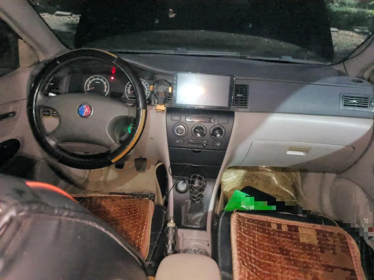Geely Auto Ocean 2012 Energy-Saving Model 1.5L Manual Entry-Level Trim — миниатюра 10