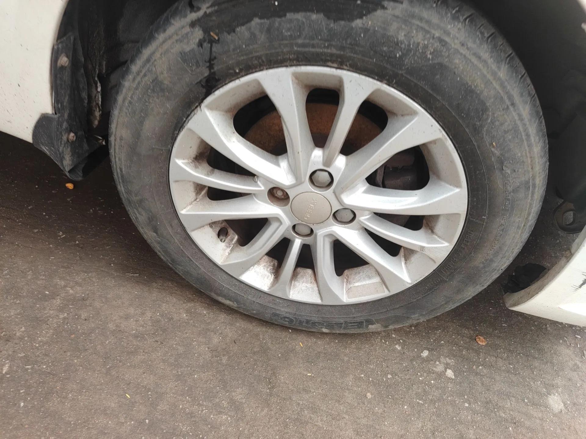 Geely Auto Ocean 2014 1.5L Manual Elite Model — миниатюра 8