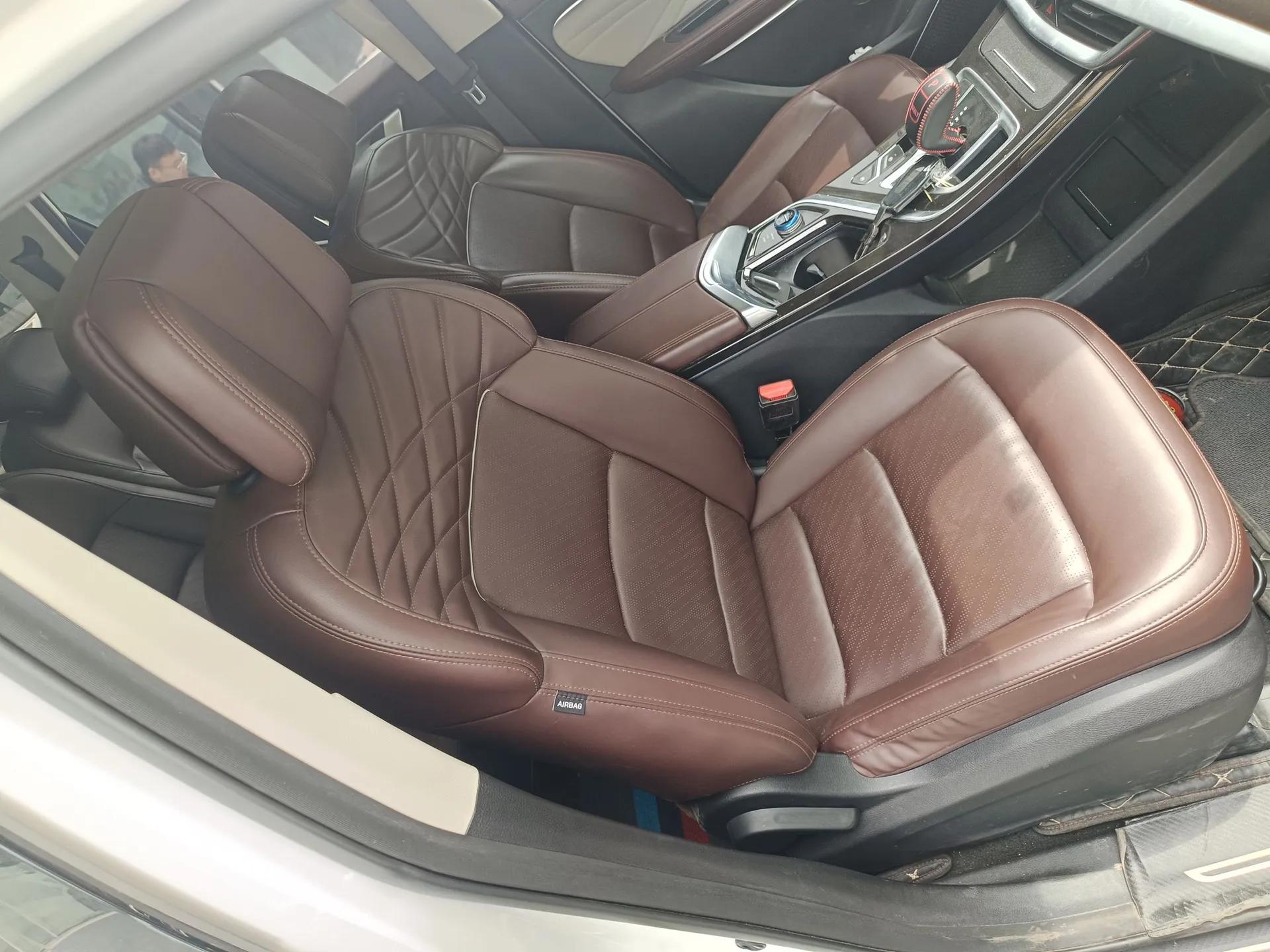 Geely Auto Jiajie New Energy 2022 1.5TD PHEV Platinum Comfort Edition — миниатюра 23