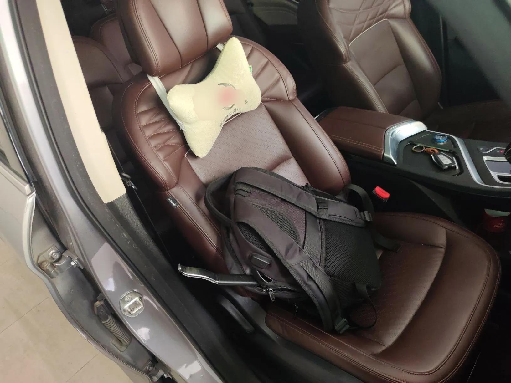Geely Auto Jiajie New Energy 2022 1.5TD PHEV Platinum Comfort Edition — миниатюра 23