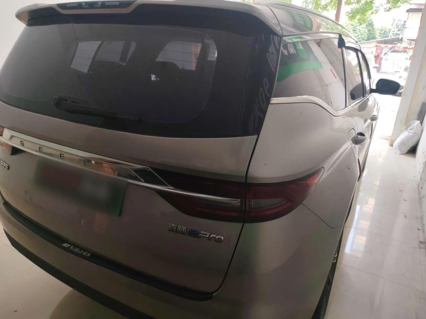Geely Auto Jiajie New Energy 2022 1.5TD PHEV Platinum Comfort Edition — миниатюра 6