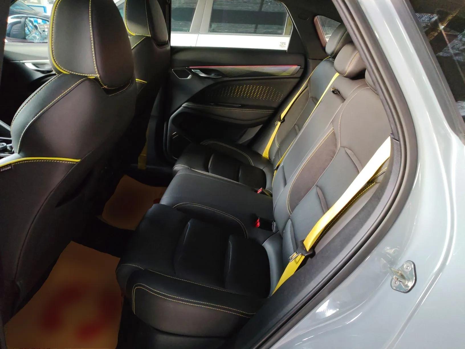 Geely Auto Monjaro S 2021 2.0TD DCT Two-Wheel Drive Lightning Edition — миниатюра 22