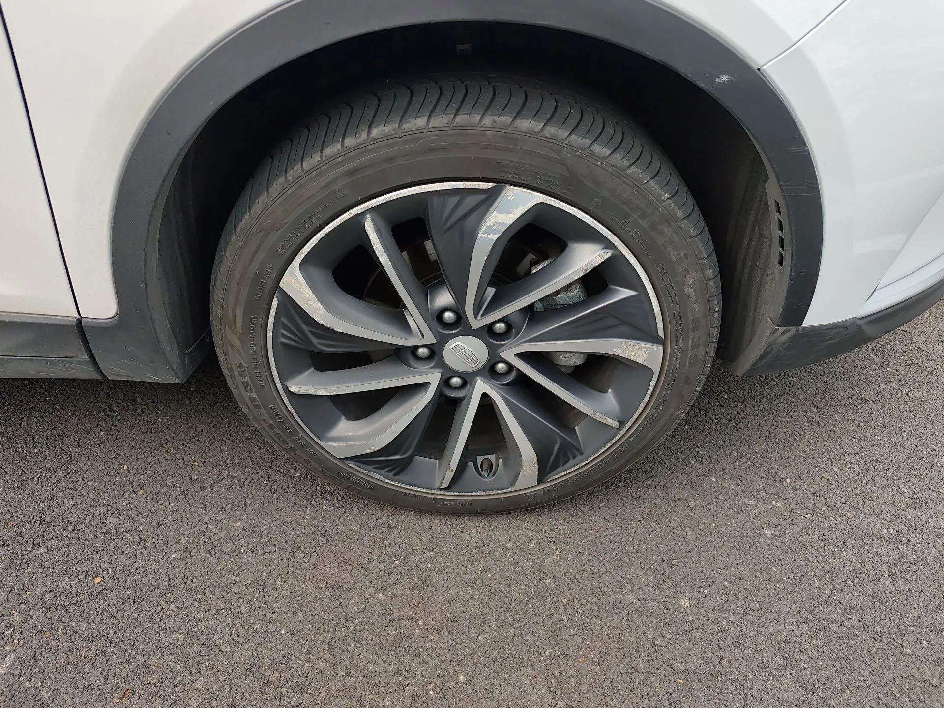 Geely Auto Emgrand GSe 2019 Revised Version 500 Prestige Edition — миниатюра 8