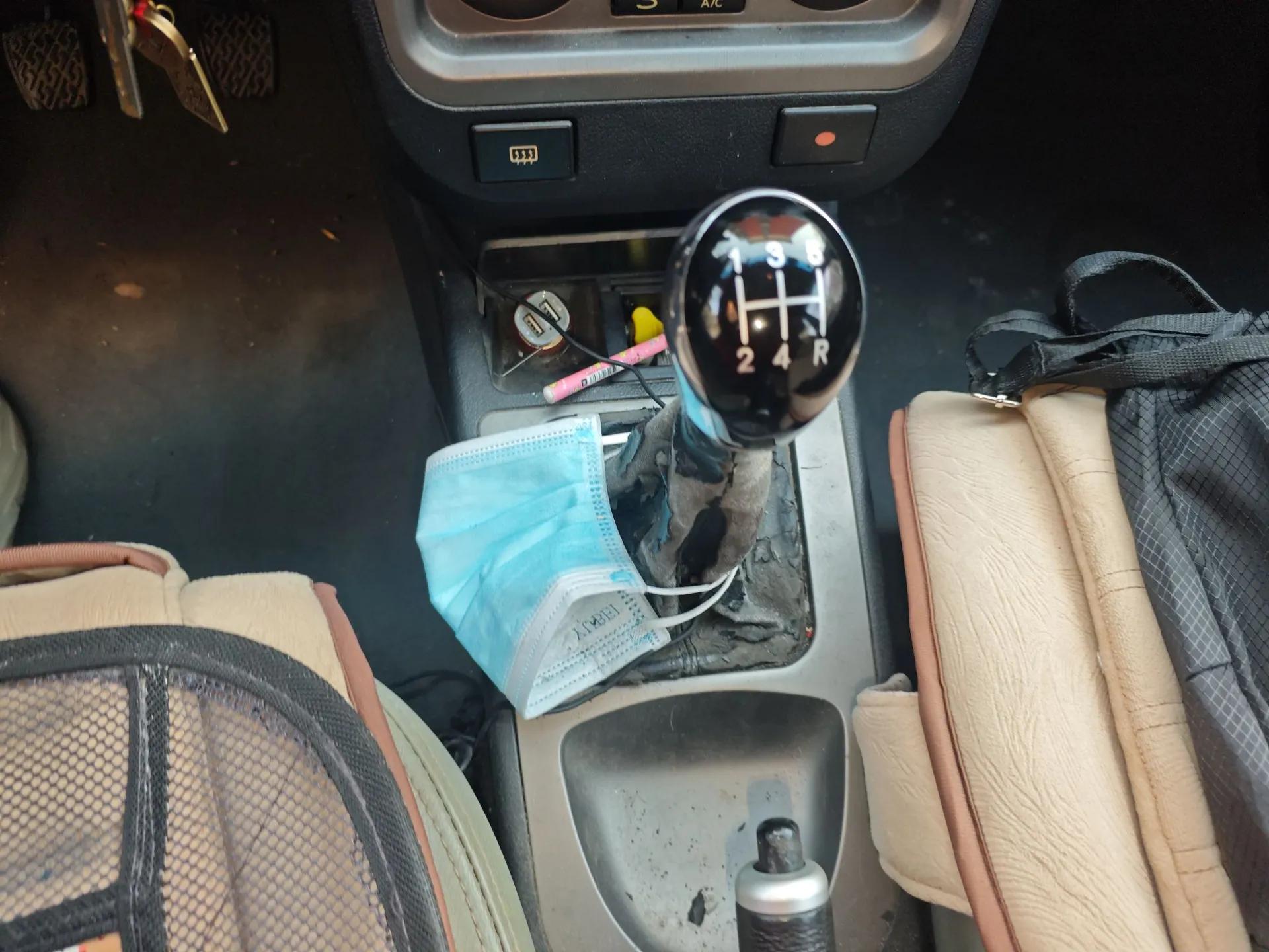 Geely Auto Liberty Ship 2011 1.5L Manual Sport Model — миниатюра 15