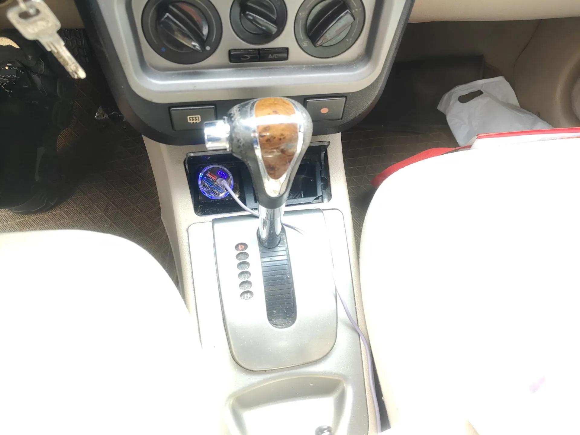 Geely Auto Liberty Ship 2010 1.5L Automatic Gold Diamond Edition — миниатюра 15