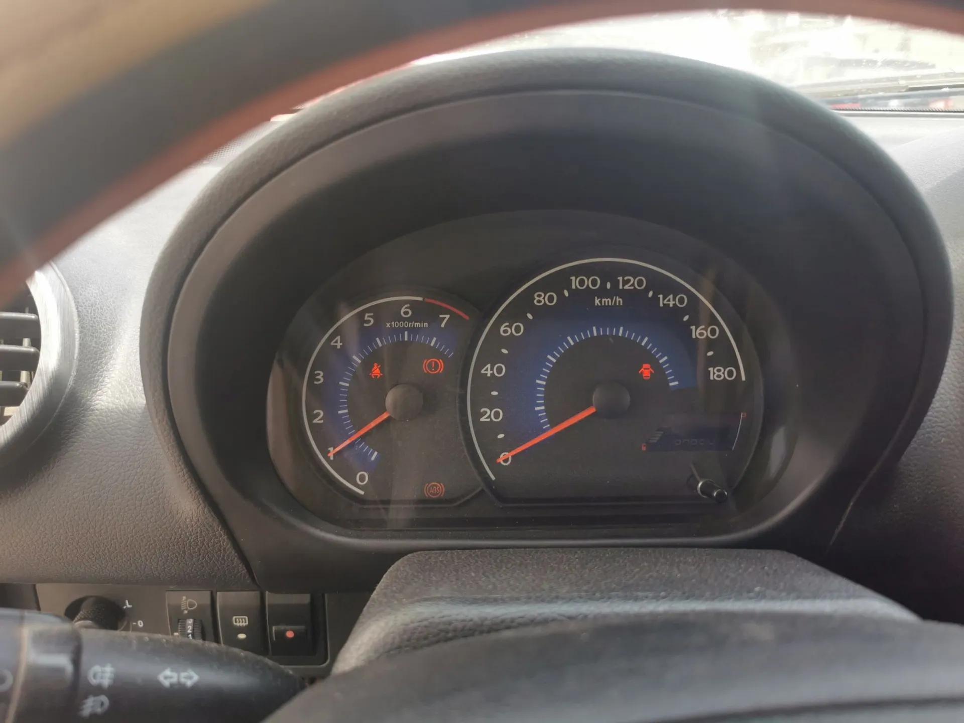 Geely Auto GX2 2012 1.3L Manual Comfort Edition — миниатюра 12