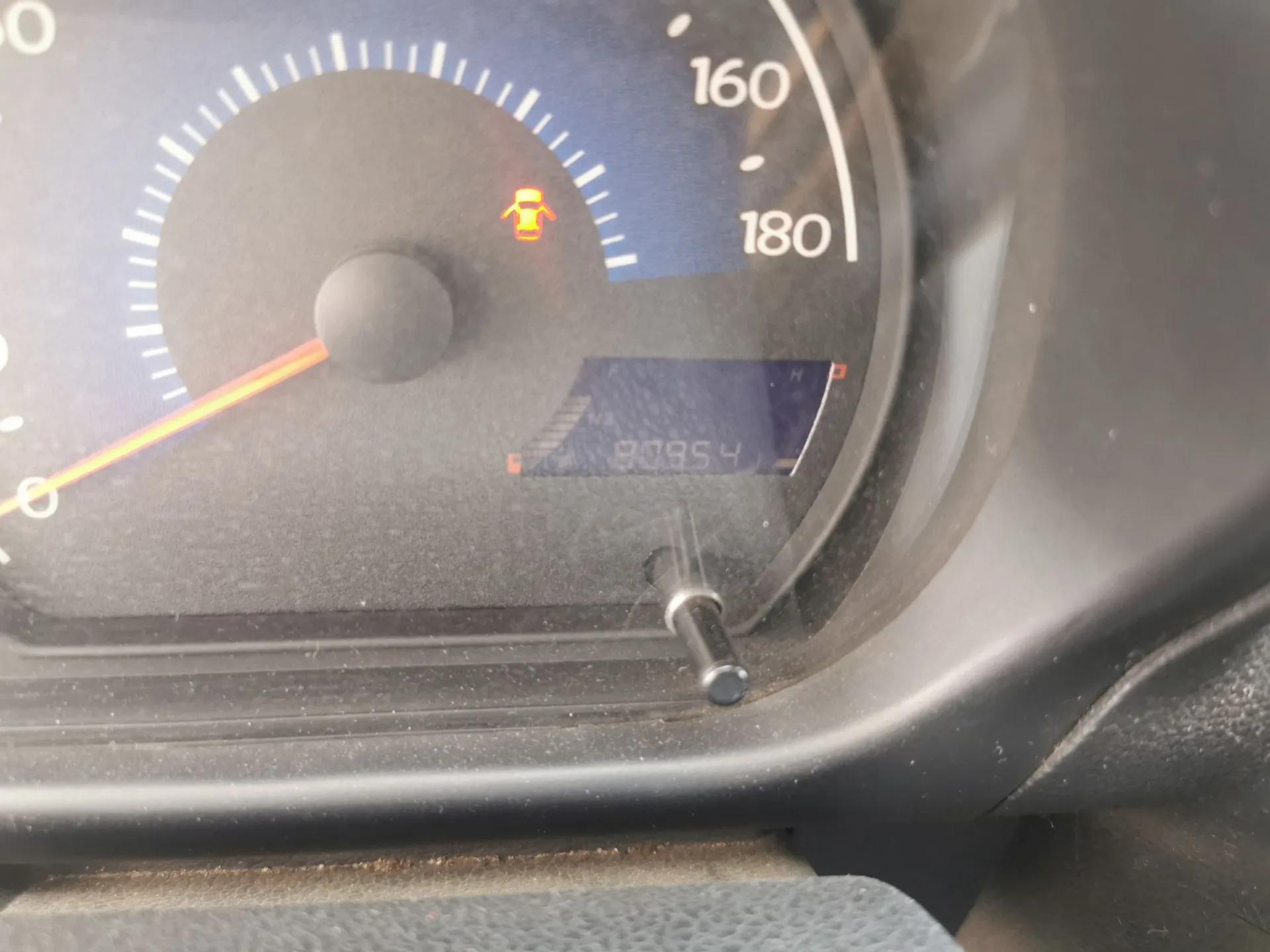 Geely Auto GX2 2012 1.3L Manual Comfort Edition — миниатюра 13