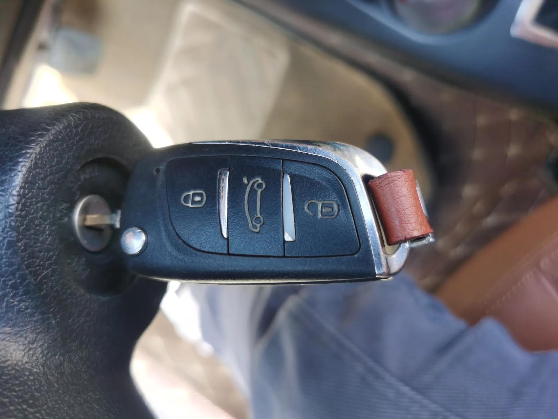 Geely Auto GX2 2012 1.3L Manual Comfort Edition — миниатюра 9