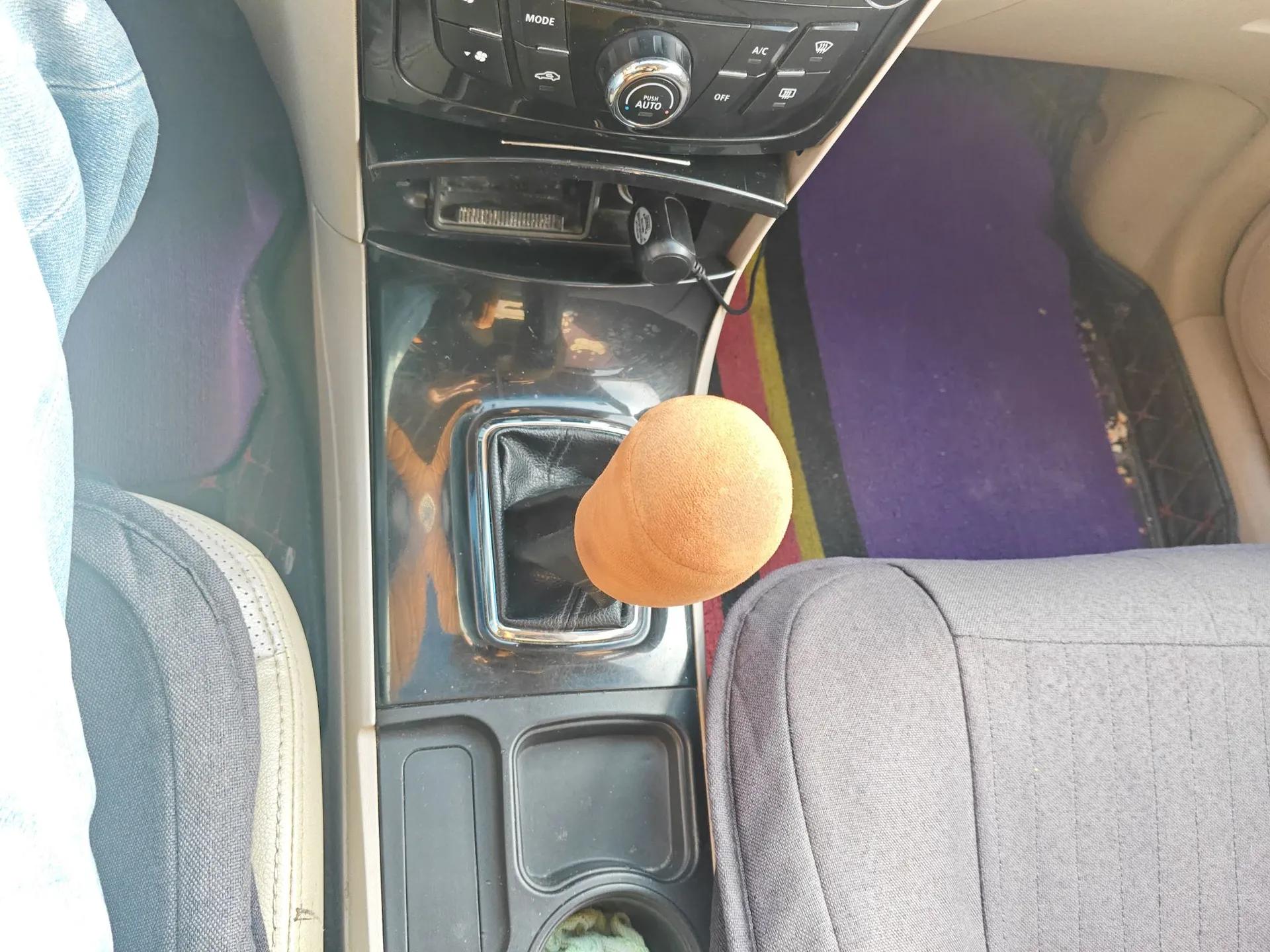 Geely Auto GC7 2012 1.8L Manual Luxury Model — миниатюра 15