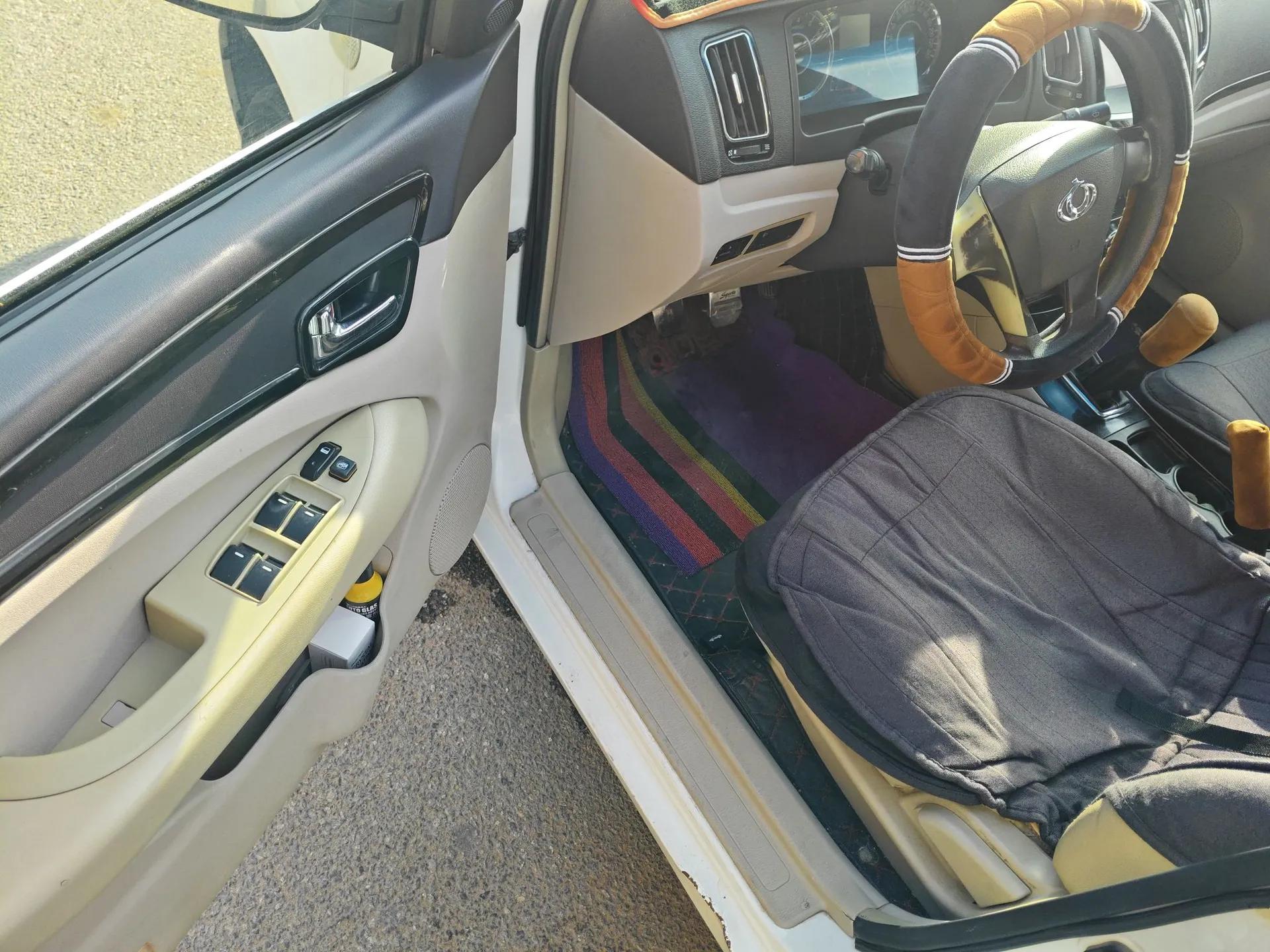 Geely Auto GC7 2012 1.8L Manual Luxury Model — миниатюра 17