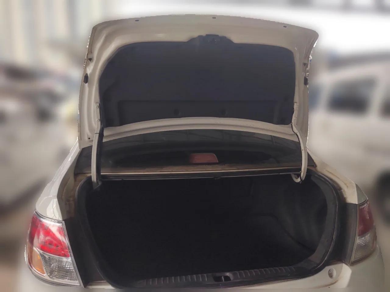 Geely Auto GC7 2013 1.5L Manual Luxury Model — миниатюра 20