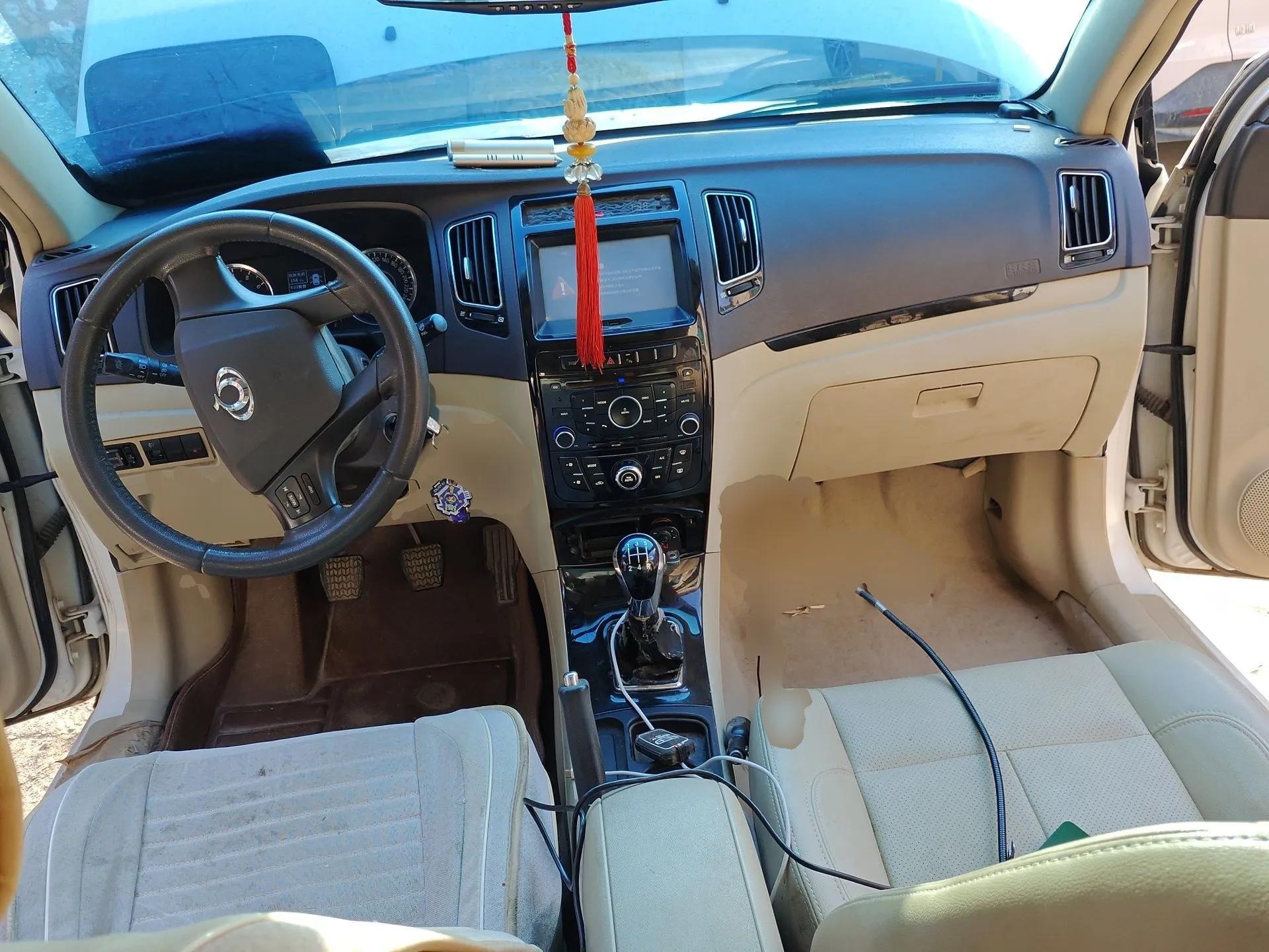 Geely Auto GC7 2013 1.5L Manual Luxury Model — миниатюра 11