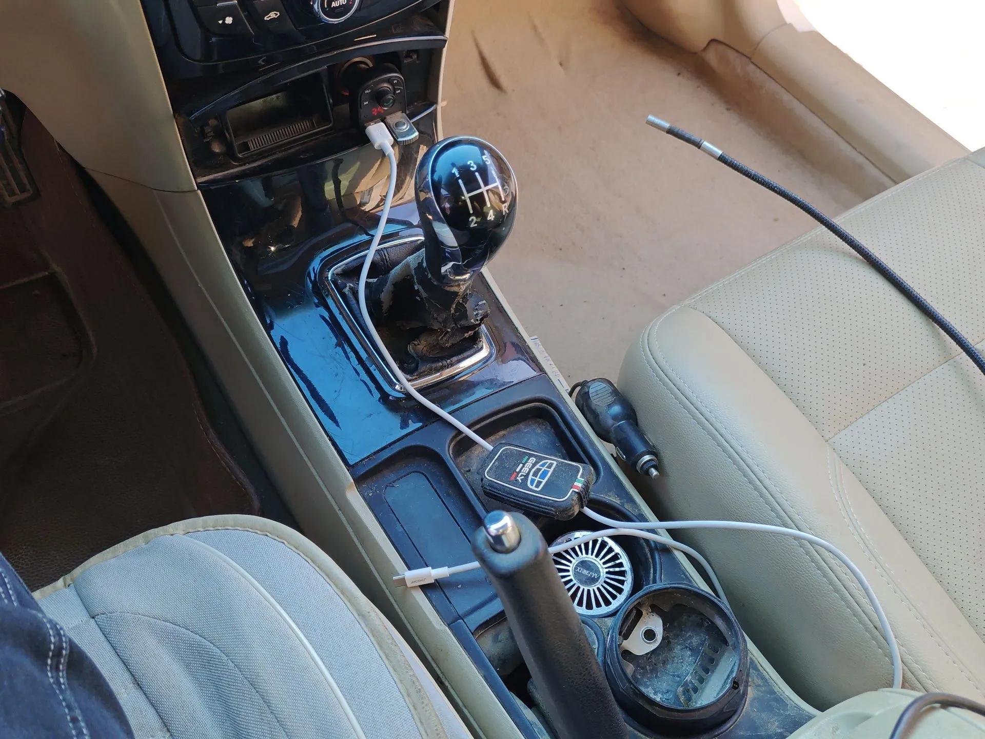 Geely Auto GC7 2013 1.5L Manual Luxury Model — миниатюра 15