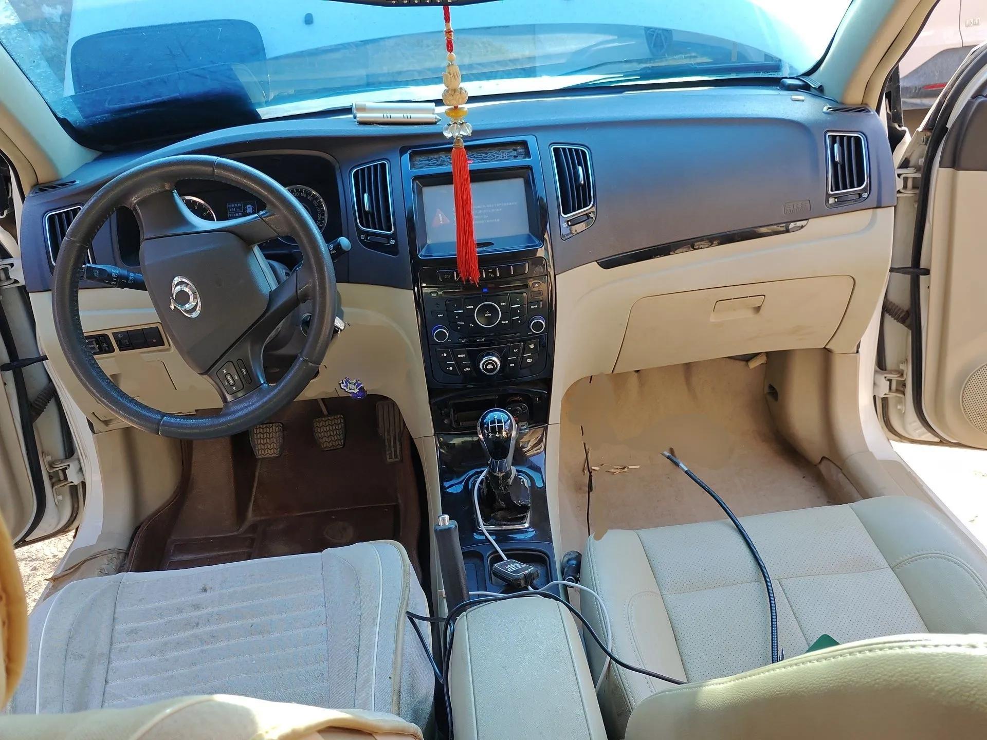 Geely Auto GC7 2013 1.5L Manual Luxury Model — миниатюра 10