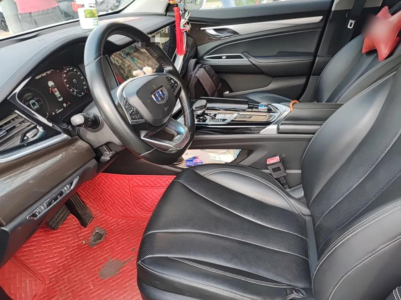 Geely Auto Emgrand GT New Energy 2018 1.5T PHEV Yaoxiang Edition — миниатюра 16