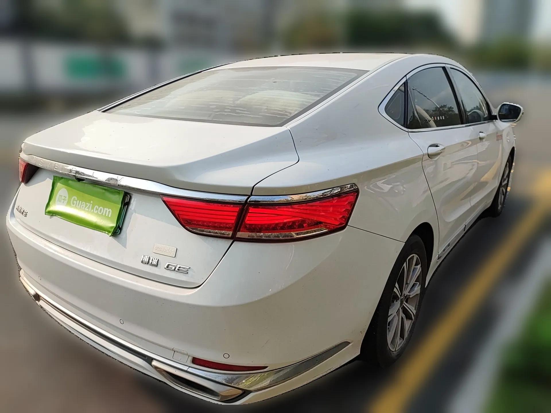 Geely Auto Emgrand GT New Energy 2018 1.5T PHEV Yaoxiang Edition — миниатюра 6