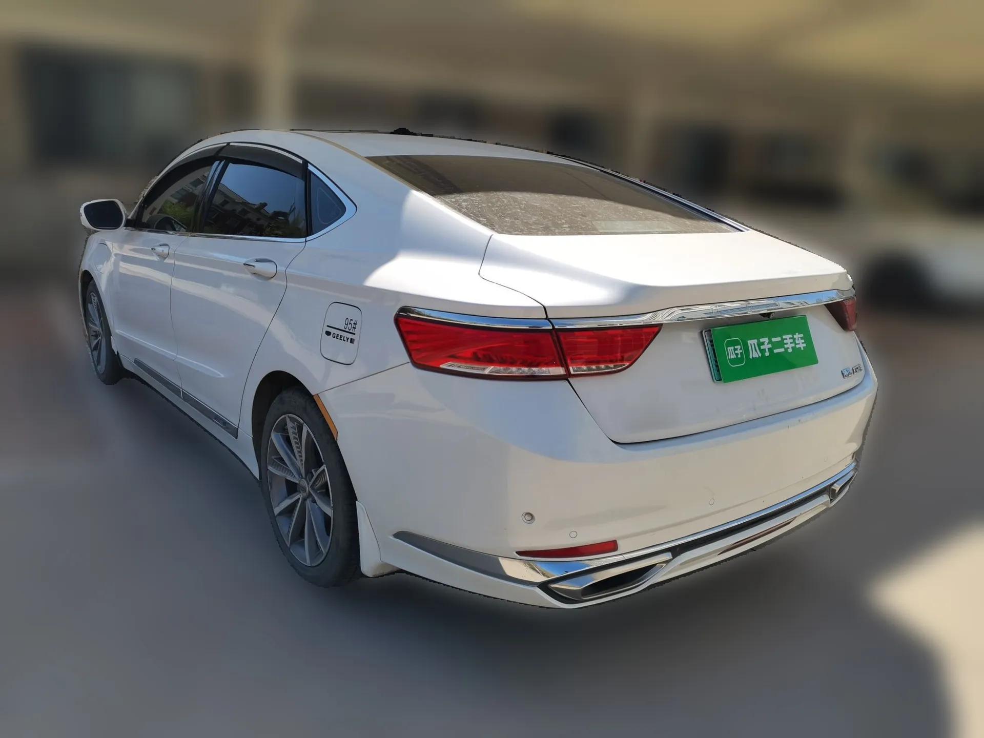 Geely Auto Emgrand GT New Energy 2018 1.5T PHEV Yao Ling Edition — миниатюра 4