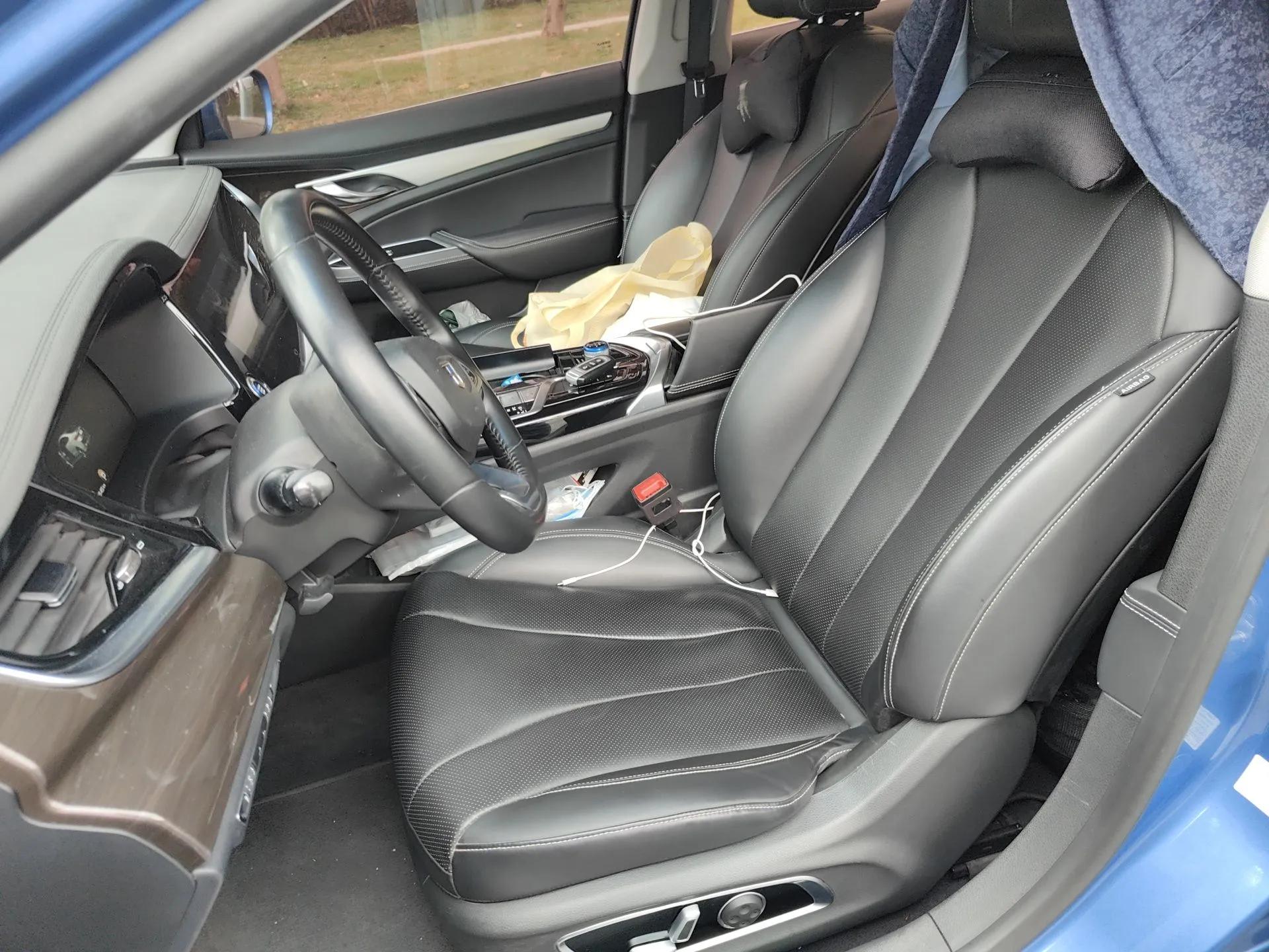 Geely Auto Emgrand GT New Energy 2018 1.5T PHEV Yao Ling Edition — миниатюра 16