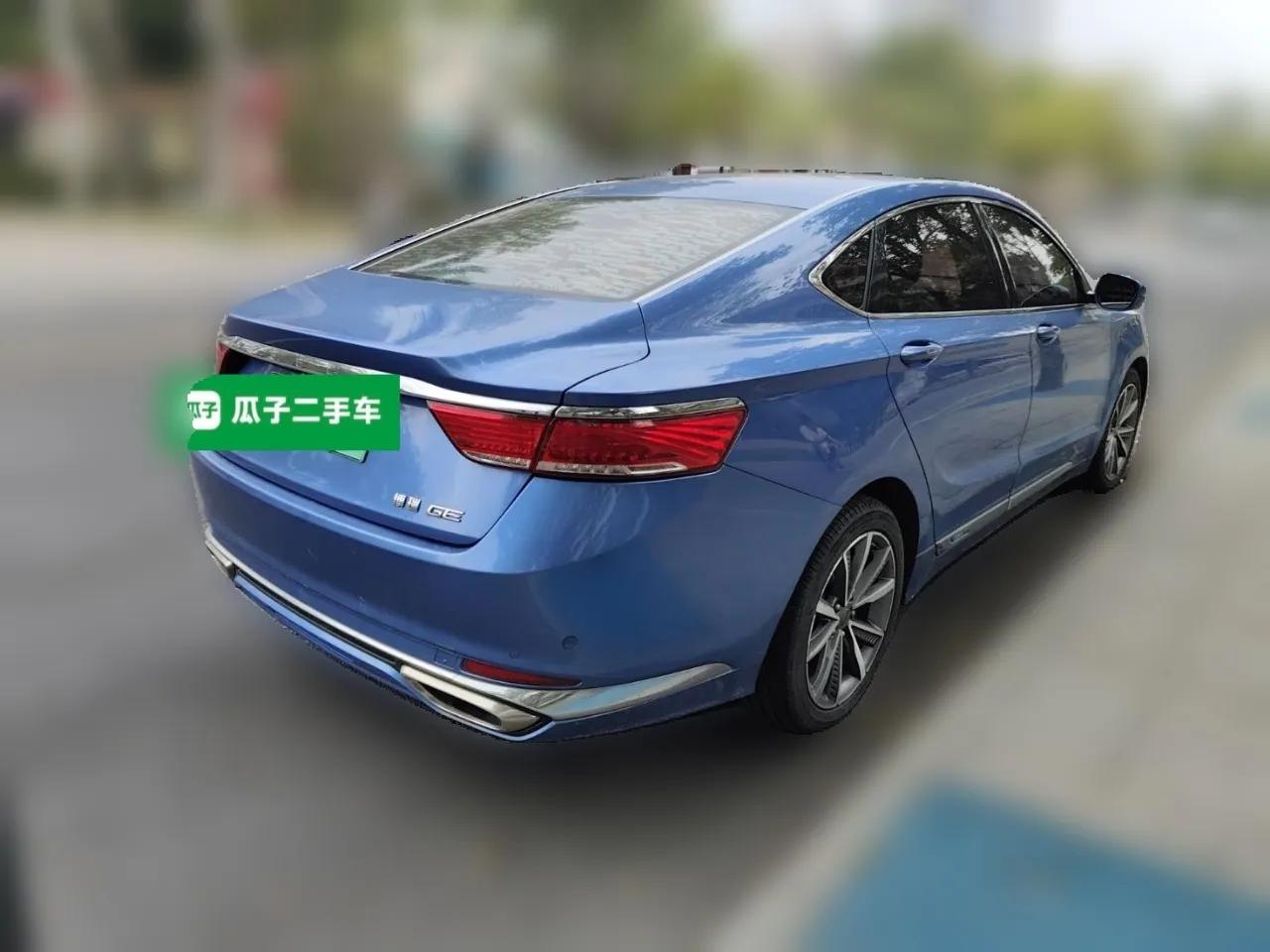 Geely Auto Emgrand GT New Energy 2018 1.5T PHEV Yao Ling Edition — миниатюра 6