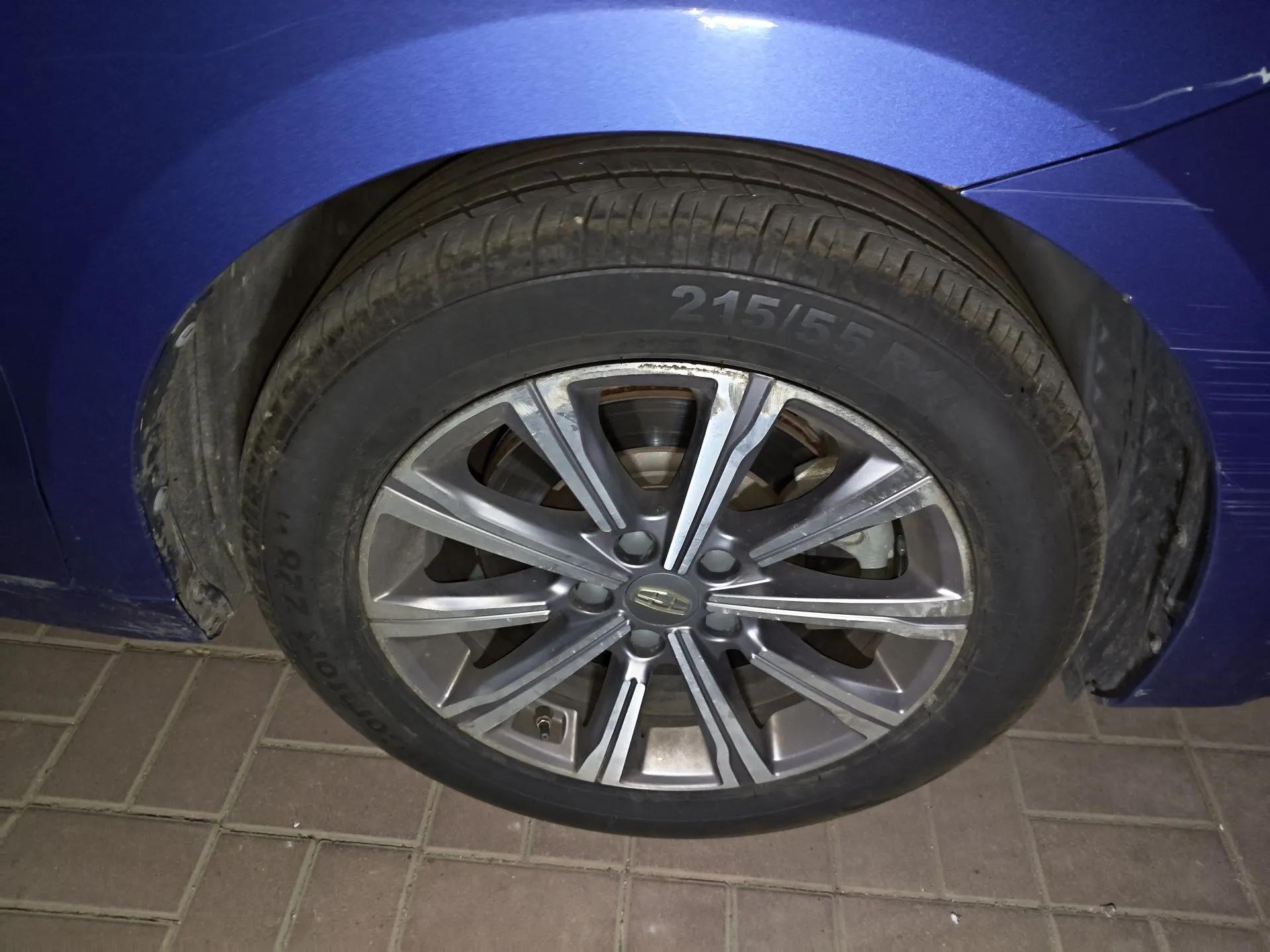 Geely Auto Emgrand GT New Energy 2018 1.5T PHEV Yaoxiang Edition — миниатюра 8