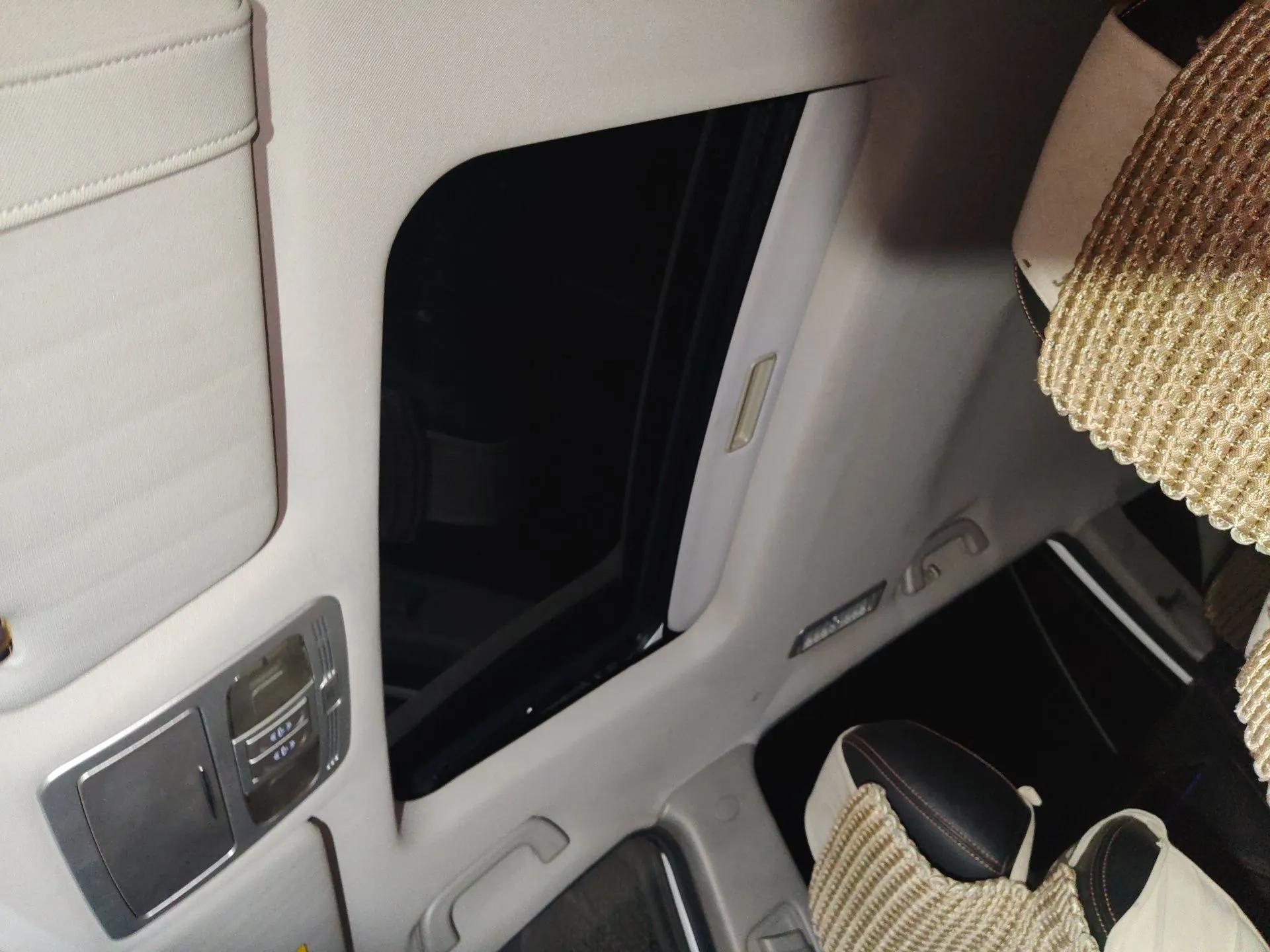 Geely Auto GX9 2014 2.4L Automatic Two-Wheel Drive Luxury Version — миниатюра 19