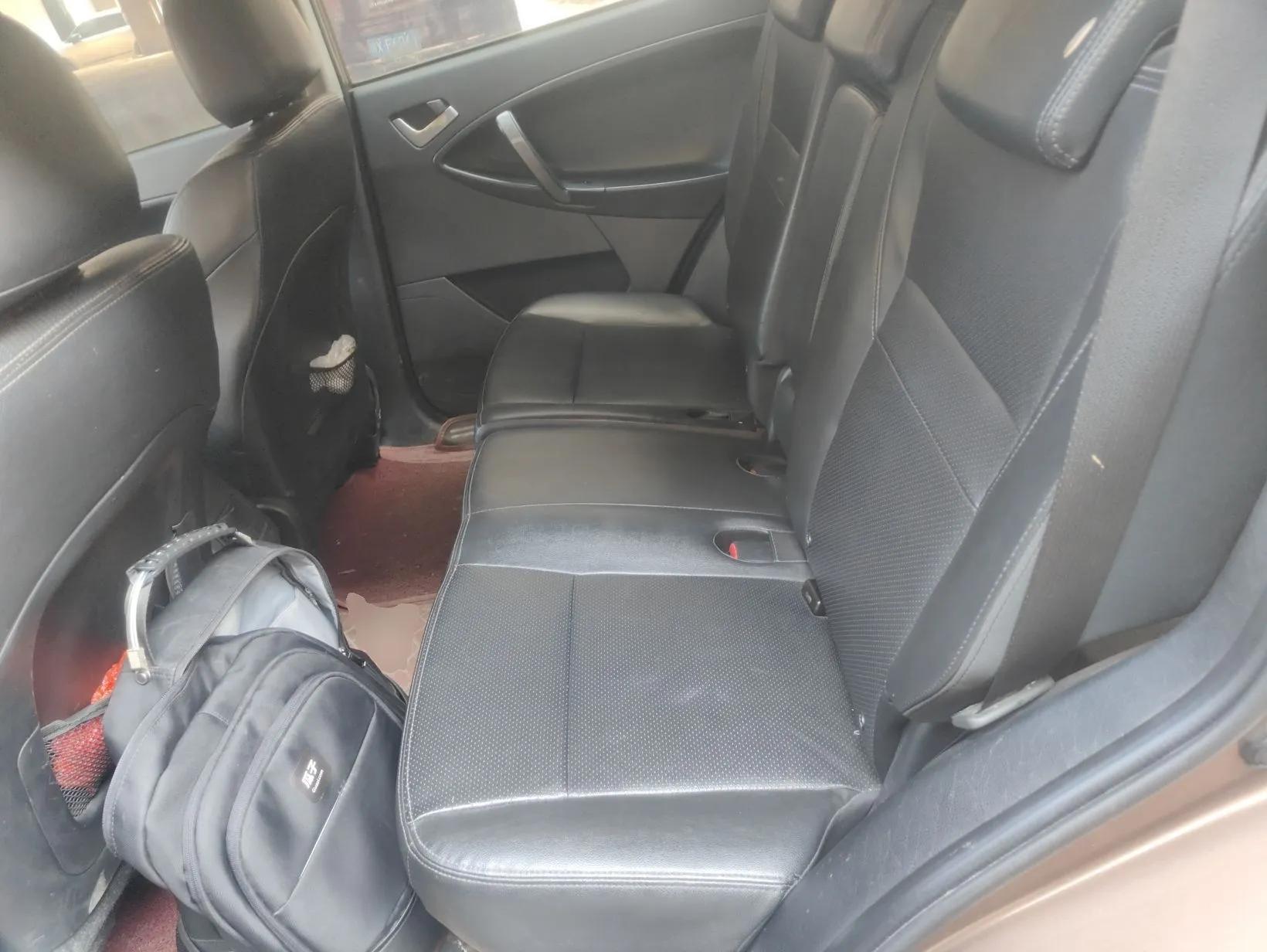 Geely Auto SX7 2013 2.0L Manual Elite Edition — миниатюра 20