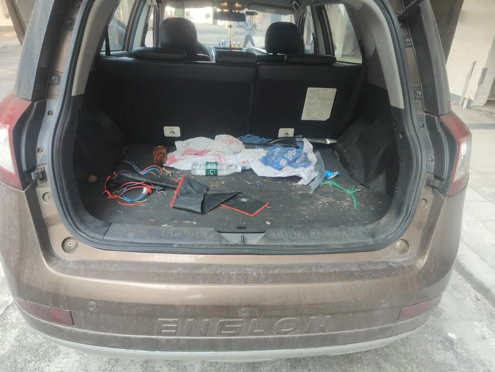Geely Auto SX7 2013 2.0L Manual Elite Edition — миниатюра 22