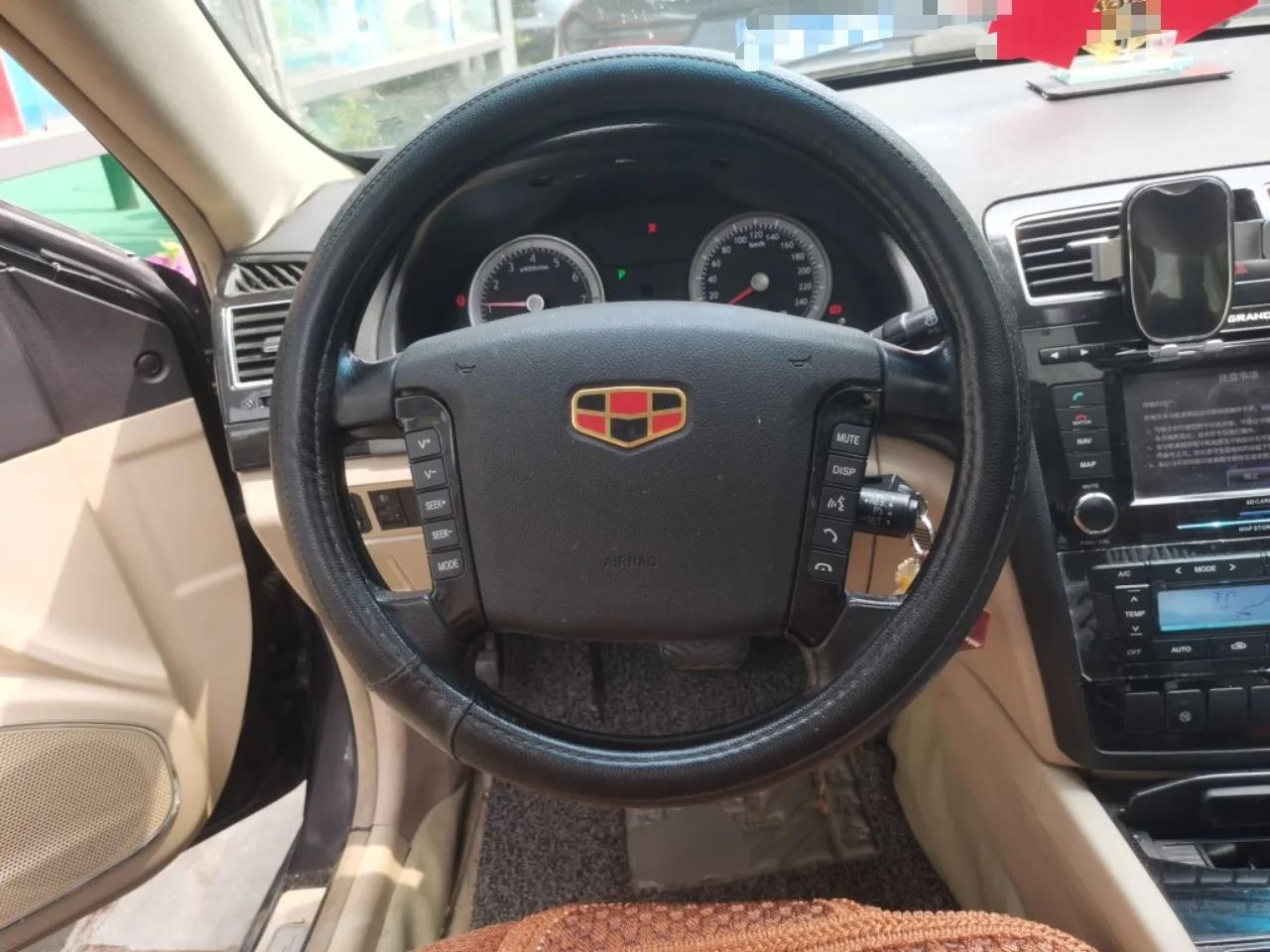 Geely Auto EC8 2011 2.4L Automatic Prestige Edition — миниатюра 11