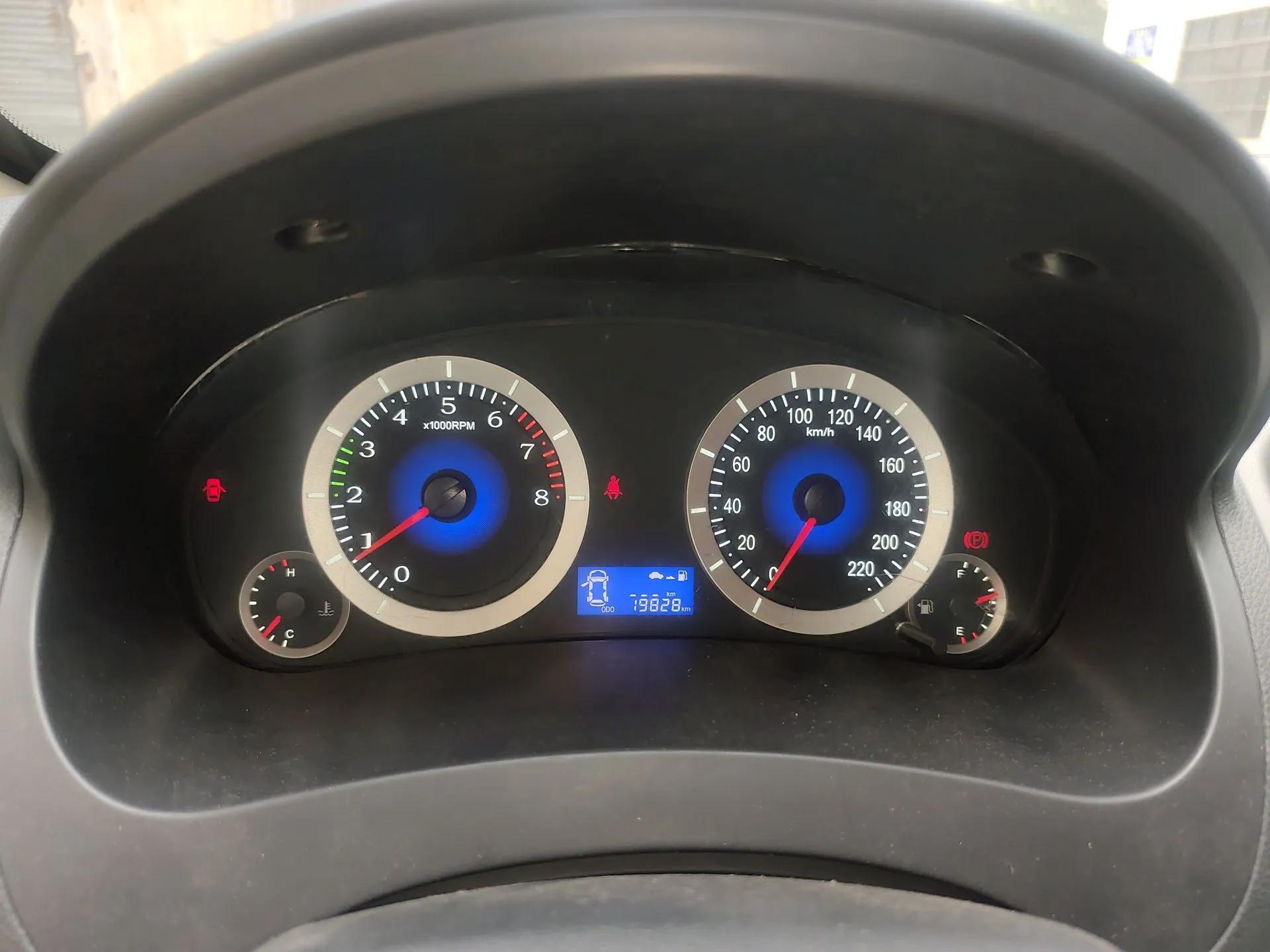 Geely Auto Diamond Fortune 2015 1.5L Elite Model — миниатюра 12
