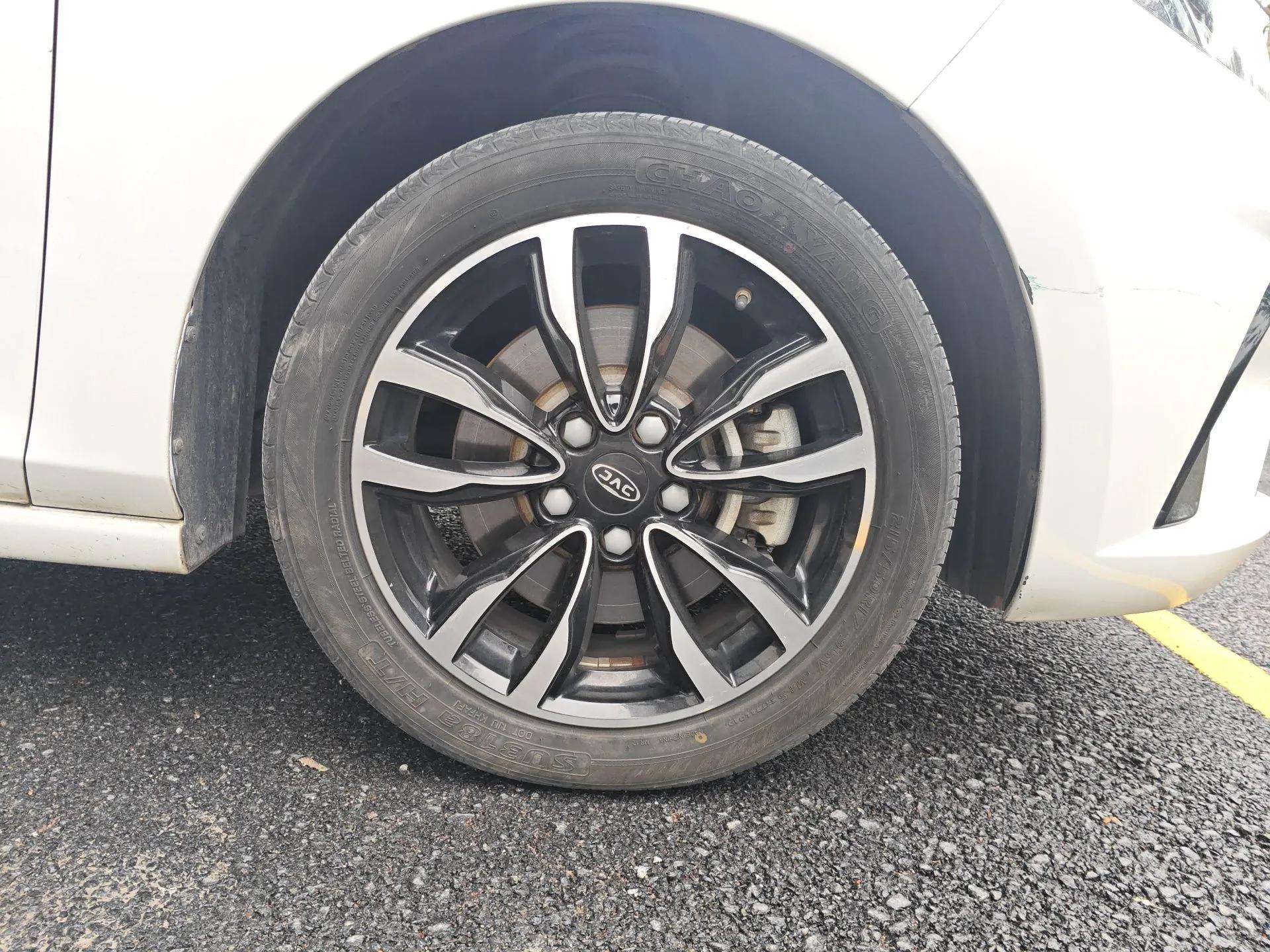 JAC Group J7 2020 1.5T CVT Beyond+ Trim — миниатюра 8
