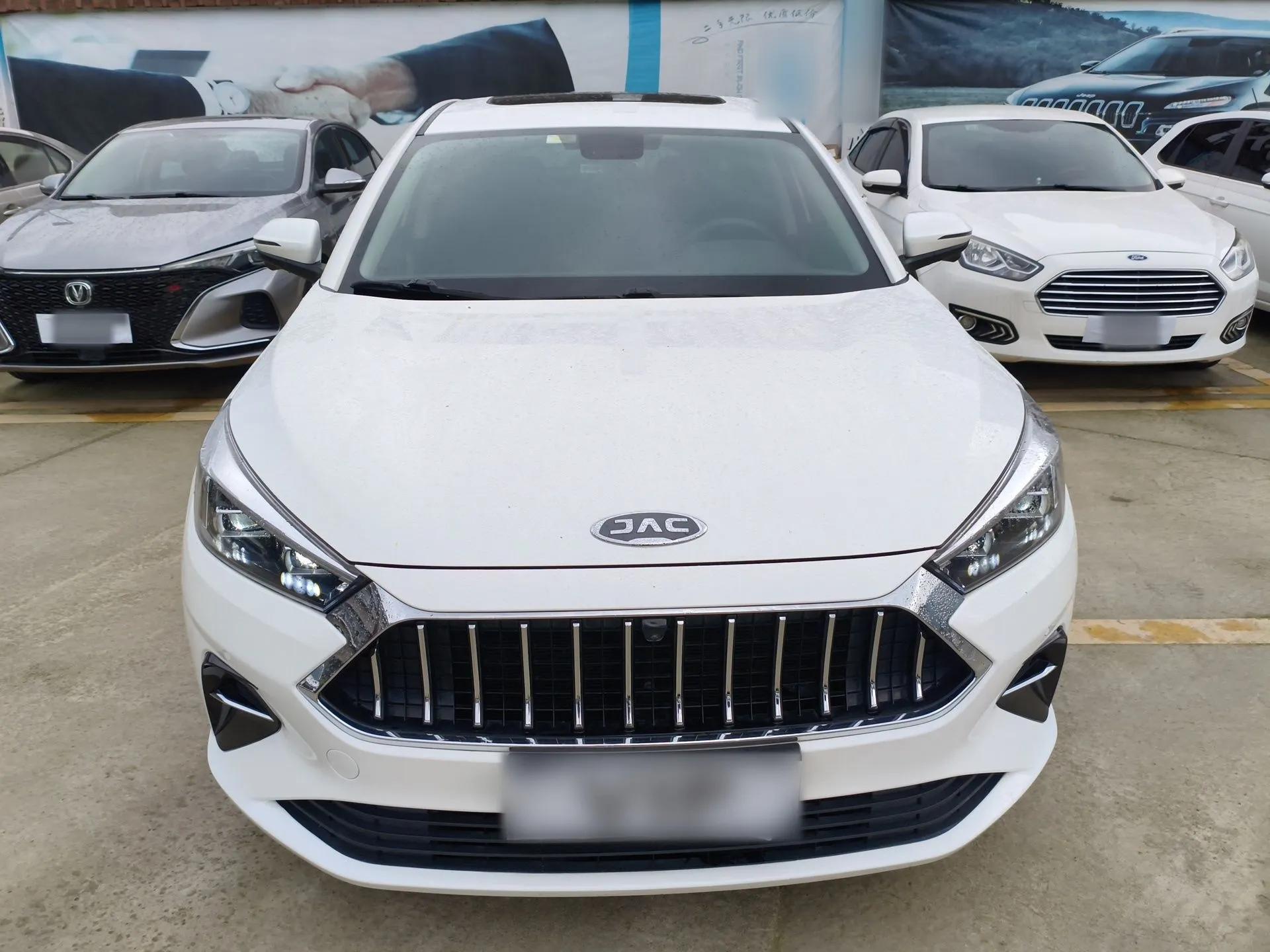 JAC Group J7 2020 1.5T CVT Dream Edition — миниатюра 2