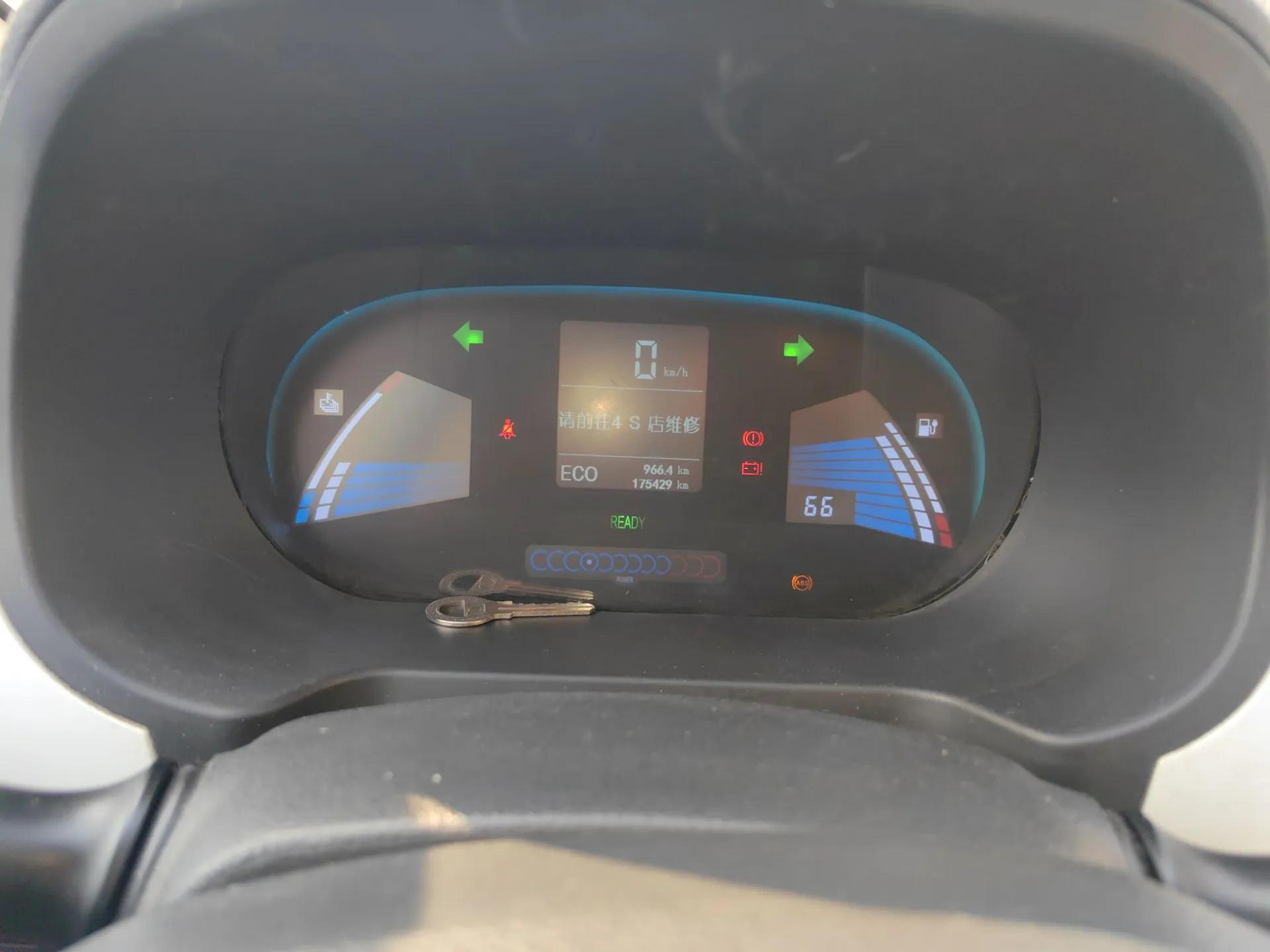 JAC Group iEV 2015 iEV5 — миниатюра 12