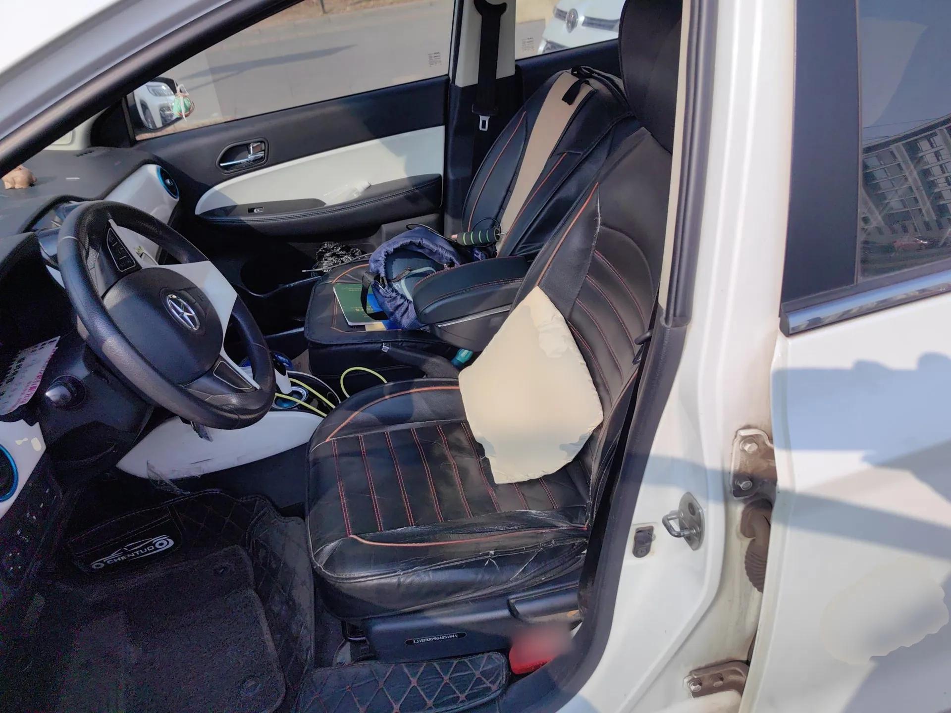 JAC Group iEV 2015 iEV5 — миниатюра 16