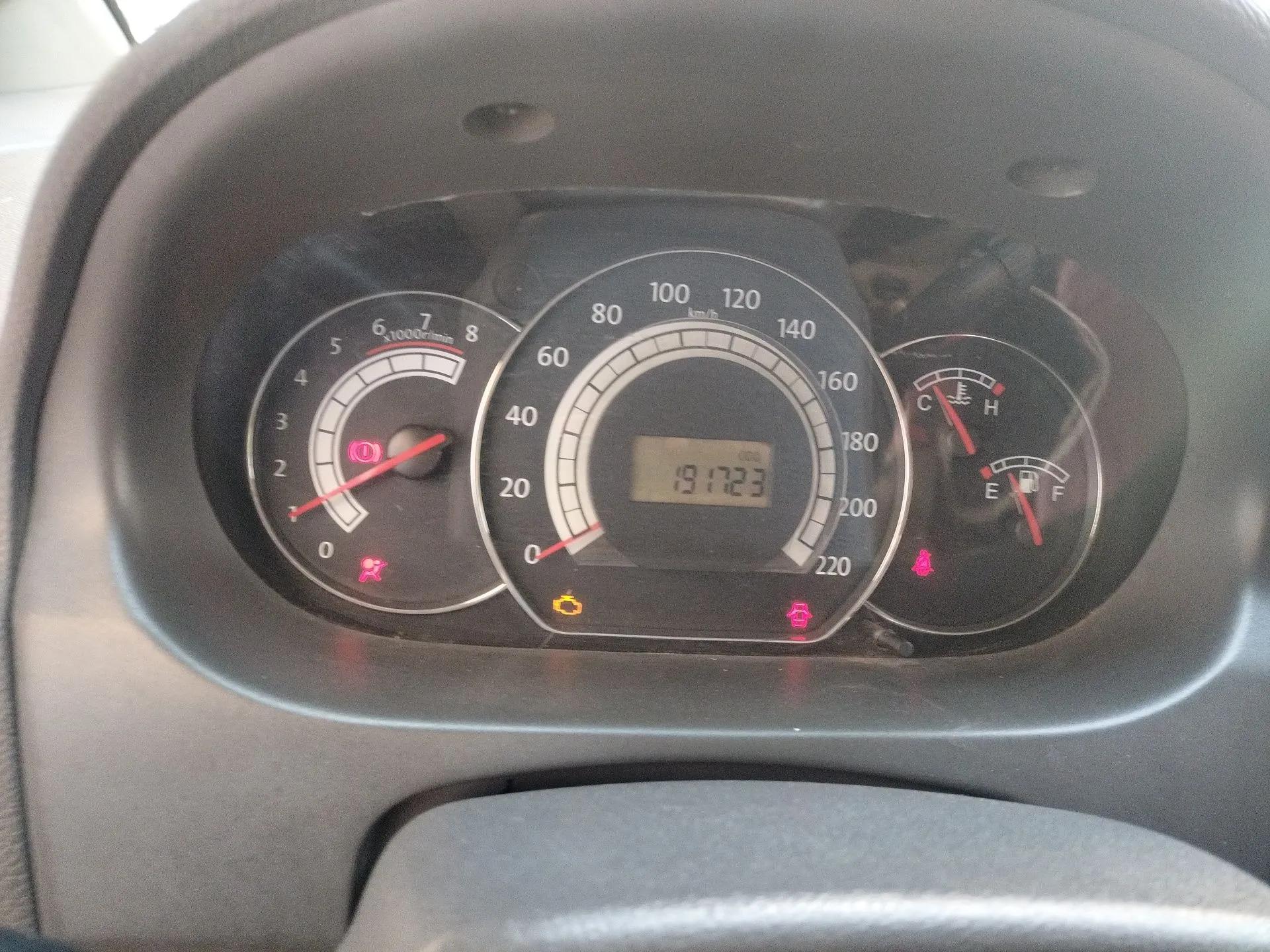 JAC Group Refine M2 2010 1.8L MT Comfort Model — миниатюра 12