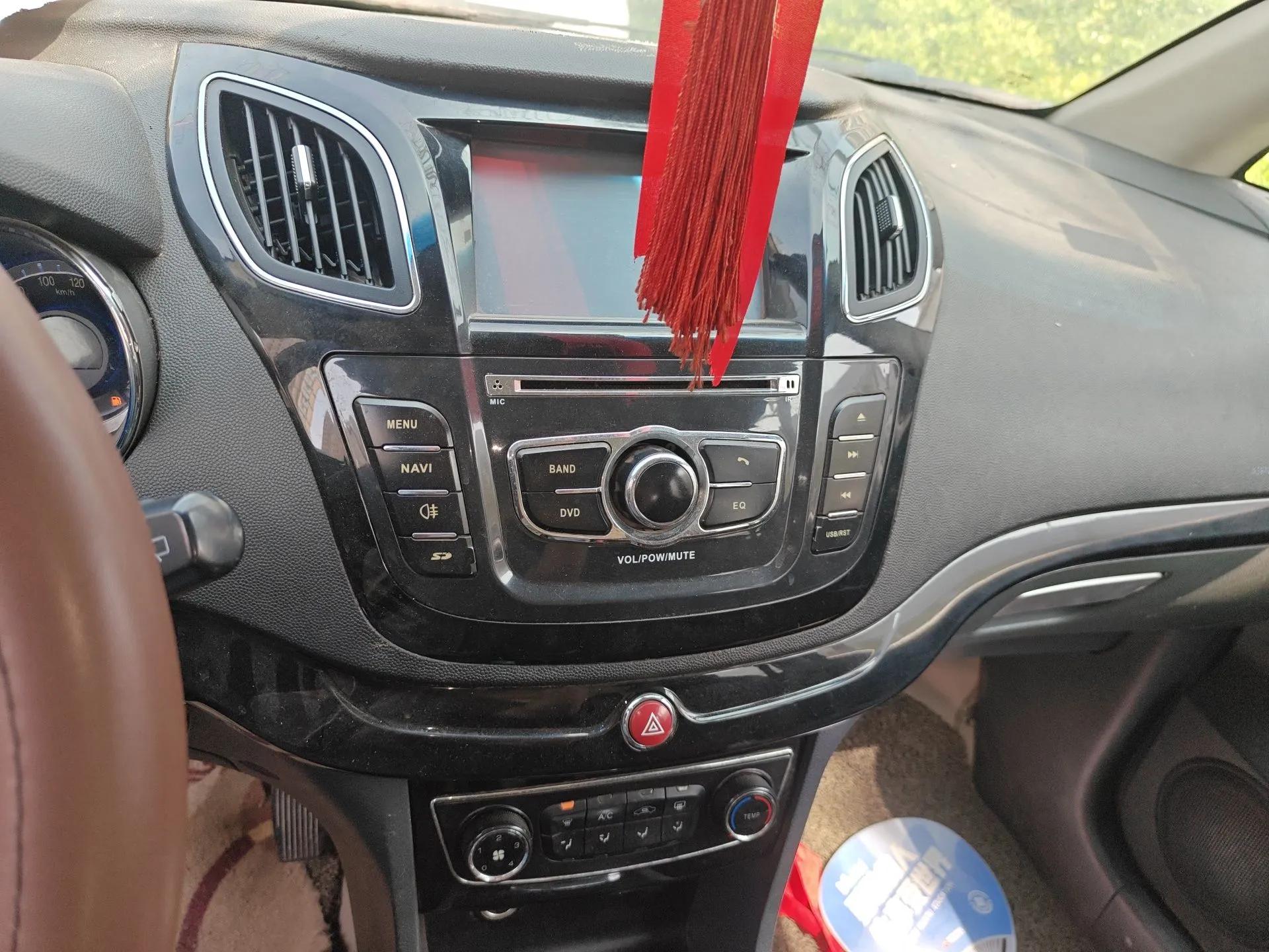 JAC Group Refine M2 2013 1.5L Manual Comfort 7-Seater — миниатюра 14