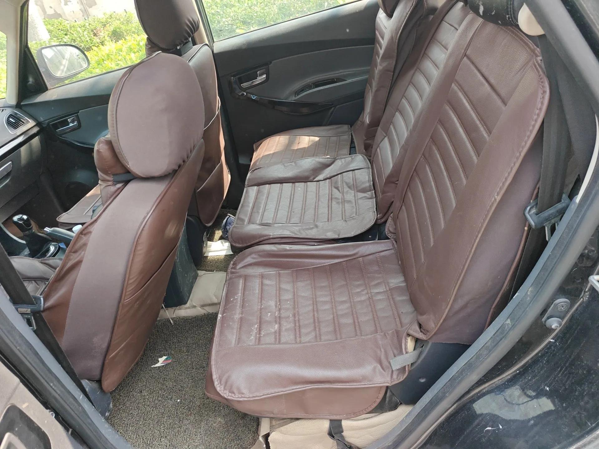 JAC Group Refine M2 2013 1.5L Manual Comfort 7-Seater — миниатюра 18
