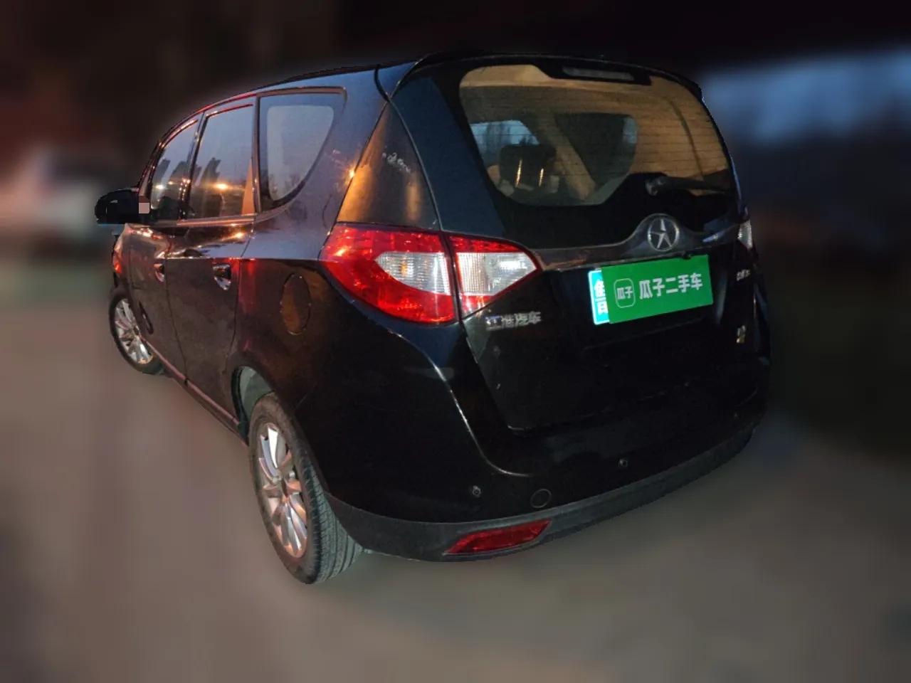 JAC Group Refine M2 2013 1.5L Manual Comfort Model 5 Seats — миниатюра 4