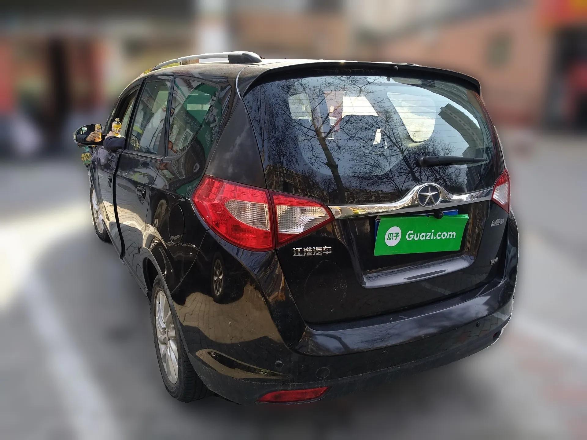 JAC Group Refine M2 2013 1.5L Manual Comfort Model 5 Seats — миниатюра 4
